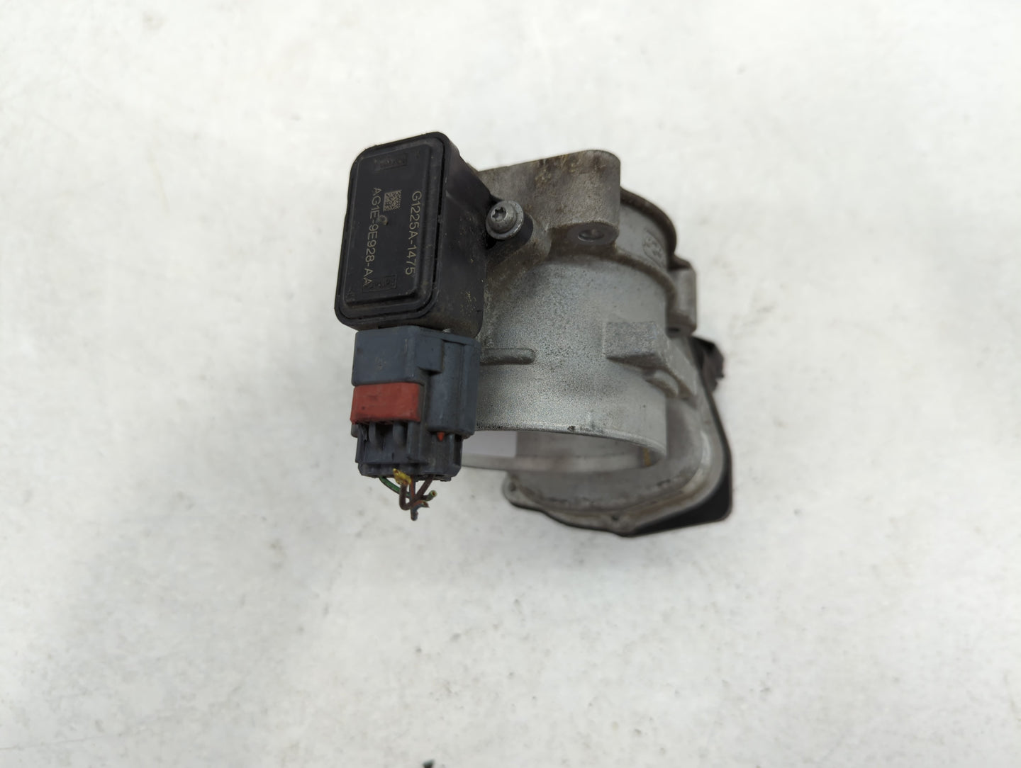 2010 Ford F-150 Throttle Body P/N:AG1E-9E928-AA 8L3E-9F991-CA Fits Fits 2011 2012 2013 2014 OEM Used Auto Parts - Oemusedaut