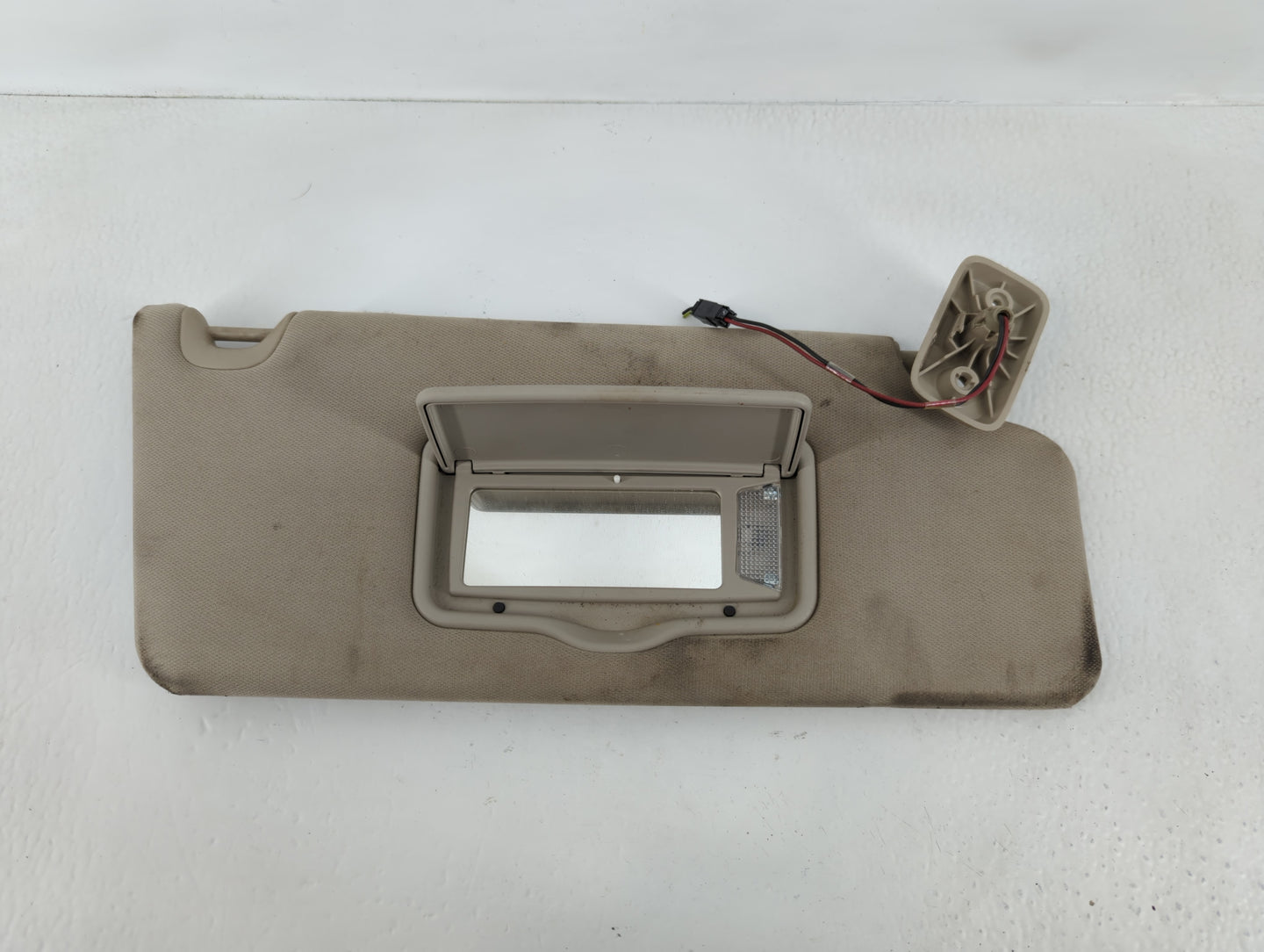 2009-2010 Ford F-150 Sun Visor Shade Replacement Passenger Right Mirror Fits Fits 2009 2010 OEM Used Auto Parts - Oemusedaut