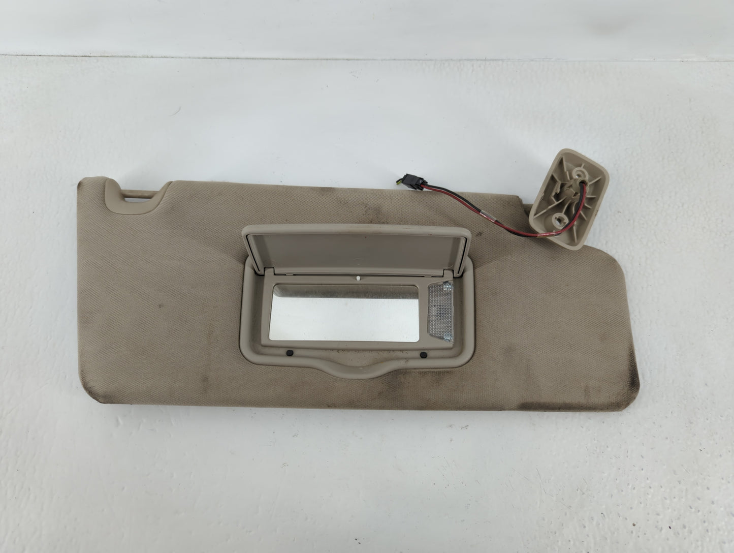 2009-2010 Ford F-150 Sun Visor Shade Replacement Passenger Right Mirror Fits Fits 2009 2010 OEM Used Auto Parts - Oemusedaut