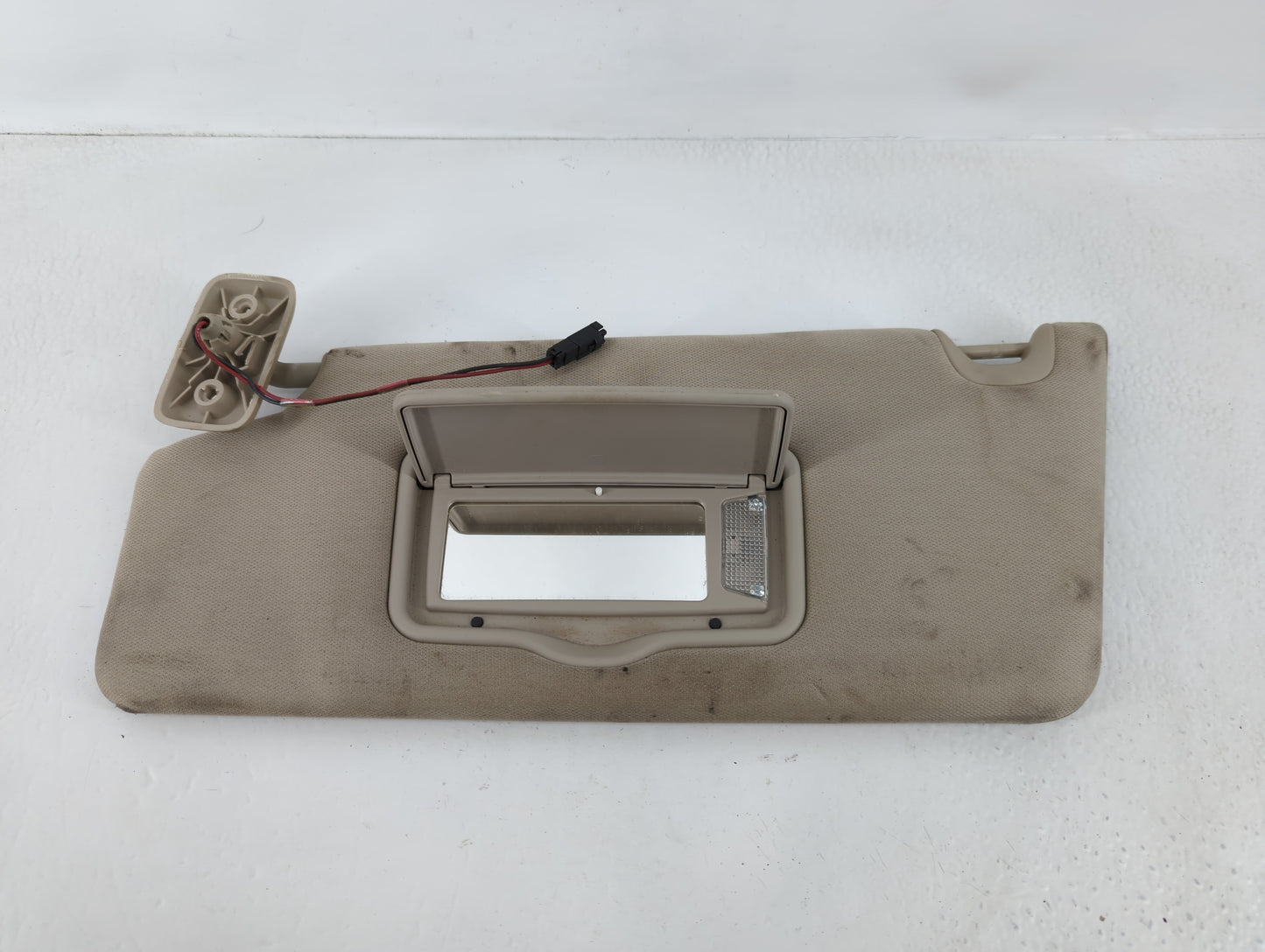 2009-2010 Ford F-150 Sun Visor Shade Replacement Driver Left Mirror Fits Fits 2009 2010 OEM Used Auto Parts - Oemusedautopar