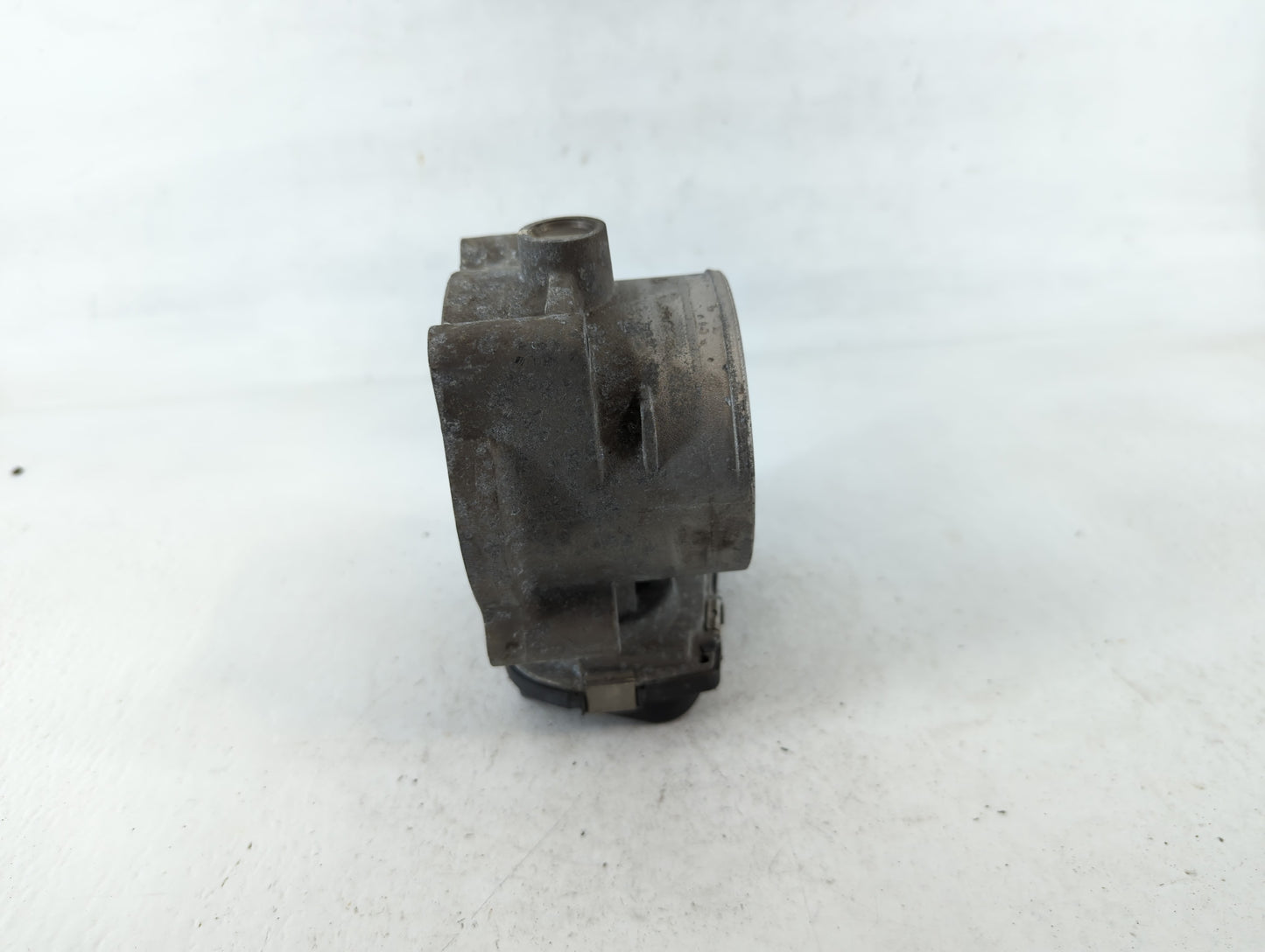 2009-2010 Ford F-150 Throttle Body P/N:9L3E-9F991-FA Fits Fits 2009 2010 OEM Used Auto Parts - Oemusedautoparts1.com