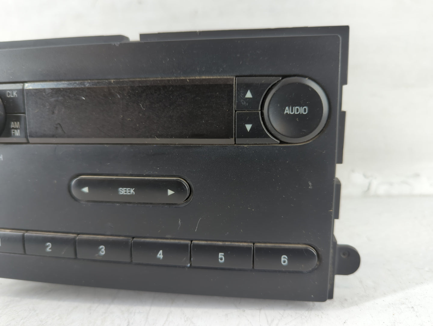 2009-2010 Ford F-150 Radio AM FM Cd Player Receiver Replacement P/N:AL3T-18K810-BA Fits Fits 2009 2010 OEM Used Auto Parts -