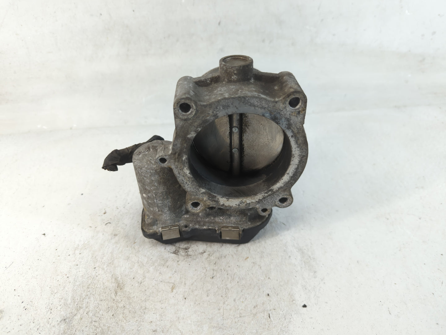 2009-2010 Ford F-150 Throttle Body P/N:9L3E-9F991-FA Fits Fits 2009 2010 OEM Used Auto Parts - Oemusedautoparts1.com