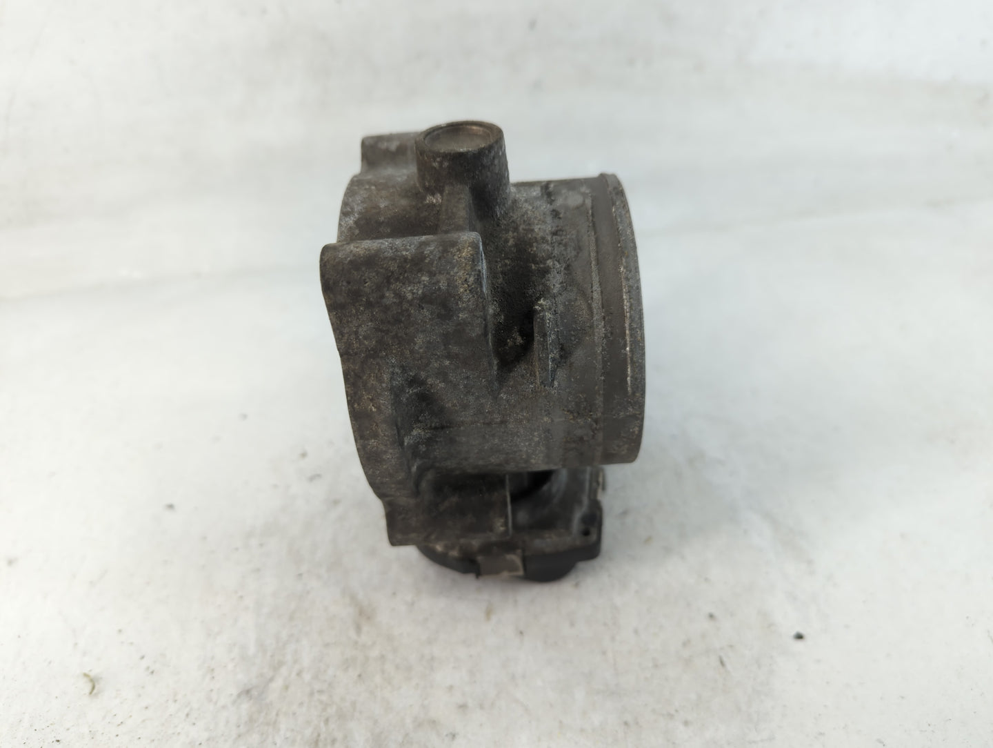 2009-2010 Ford F-150 Throttle Body P/N:9L3E-9F991-FA Fits Fits 2009 2010 OEM Used Auto Parts - Oemusedautoparts1.com