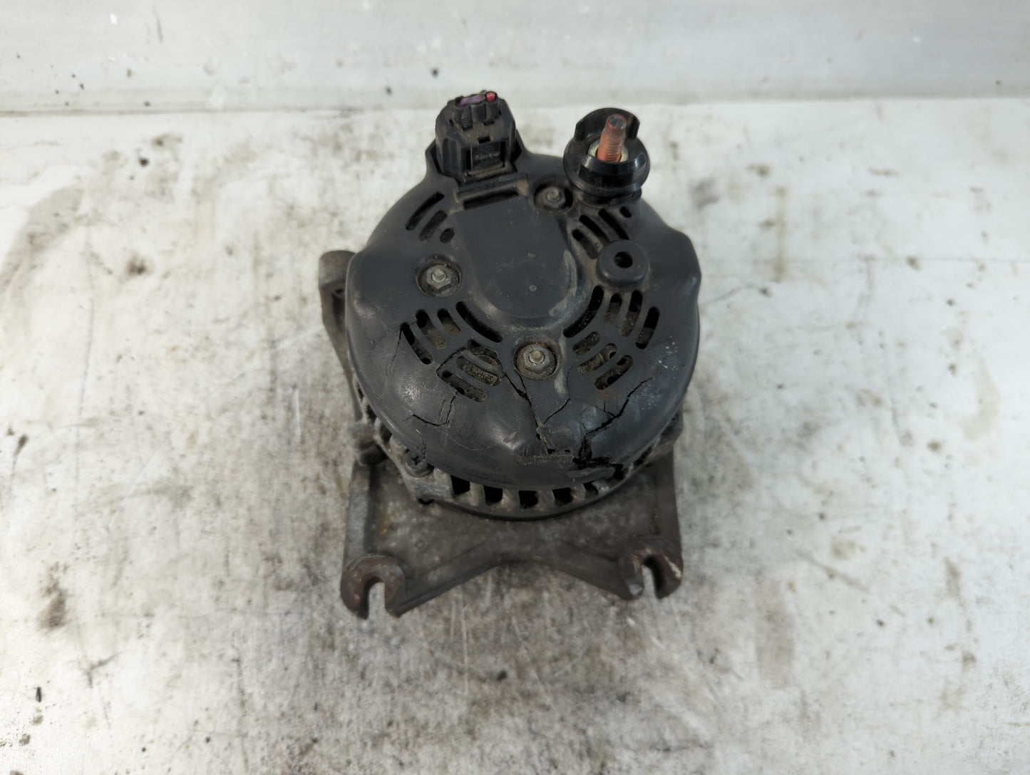 2009-2010 Ford F-150 Alternator Replacement Generator Charging Assembly Engine OEM P/N:9L3T-10300-CB Fits OEM Used Auto Part