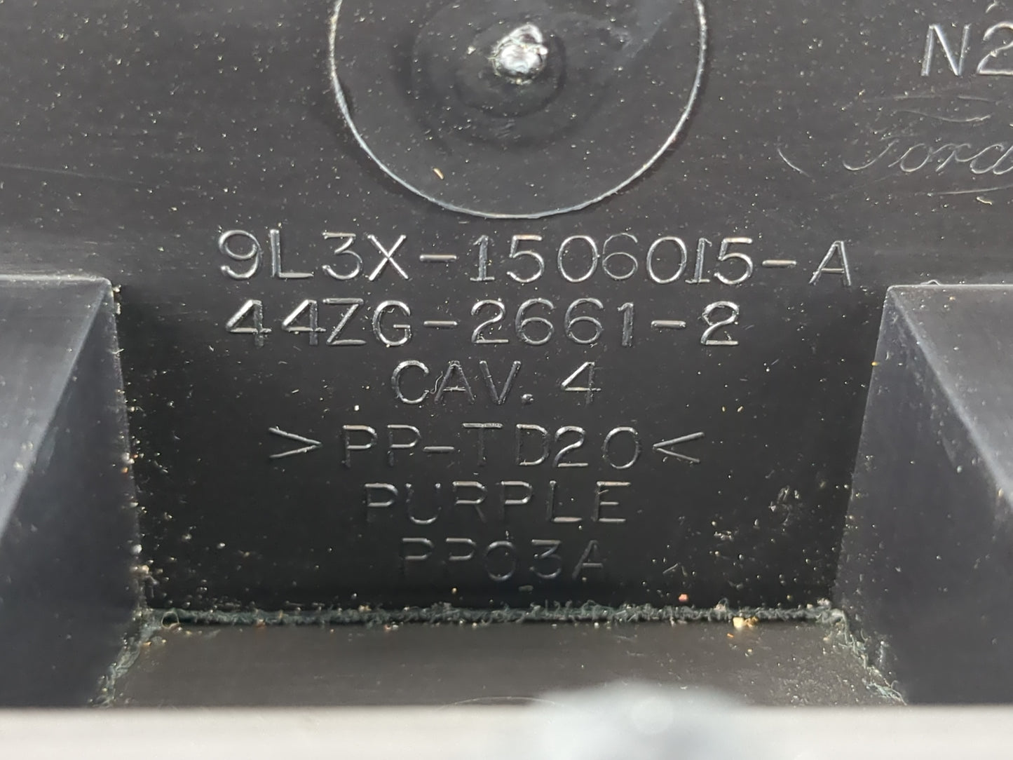 2010 Ford F-150 Passenger Glove Box Door Storage Compartment - Oemusedautoparts1.com