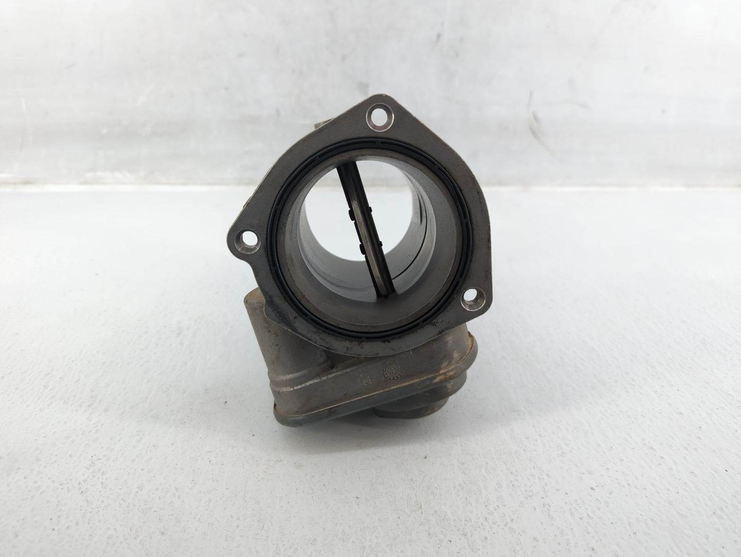 2008-2010 Ford F-250 Super Duty Throttle Body P/N:B09 238 0494 Fits Fits 2008 2009 2010 OEM Used Auto Parts - Oemusedautopar