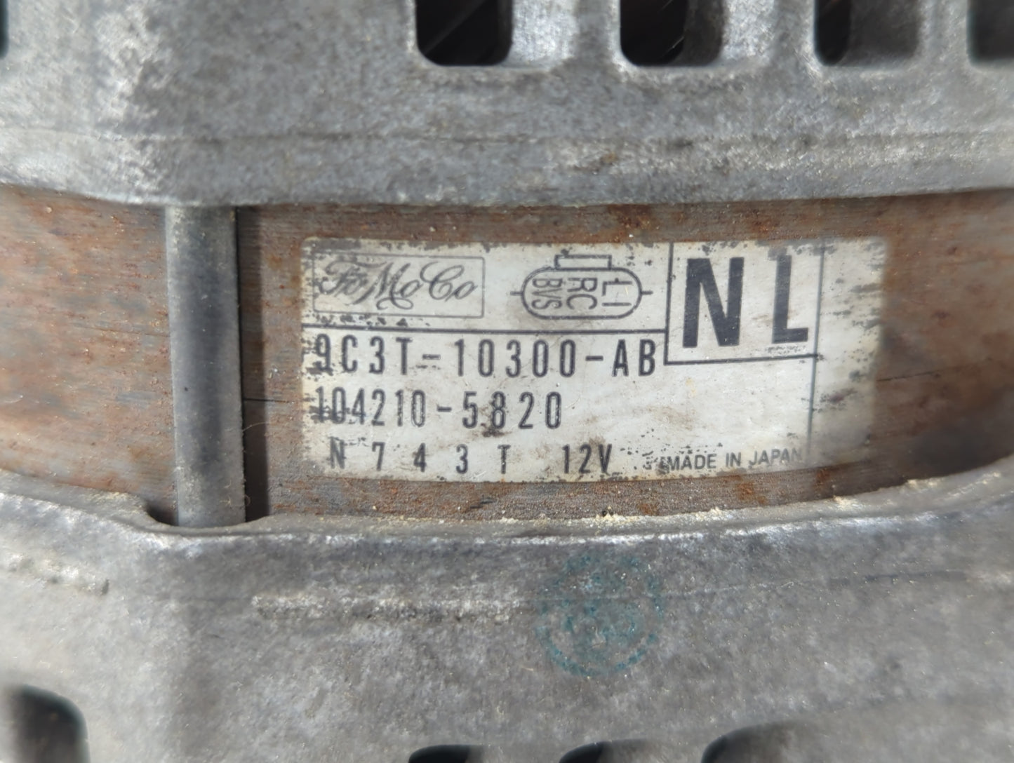 2009-2010 Ford F-250 Super Duty Alternator Replacement Generator Charging Assembly Engine OEM P/N:104210-5820 9C3T-10300-AB 