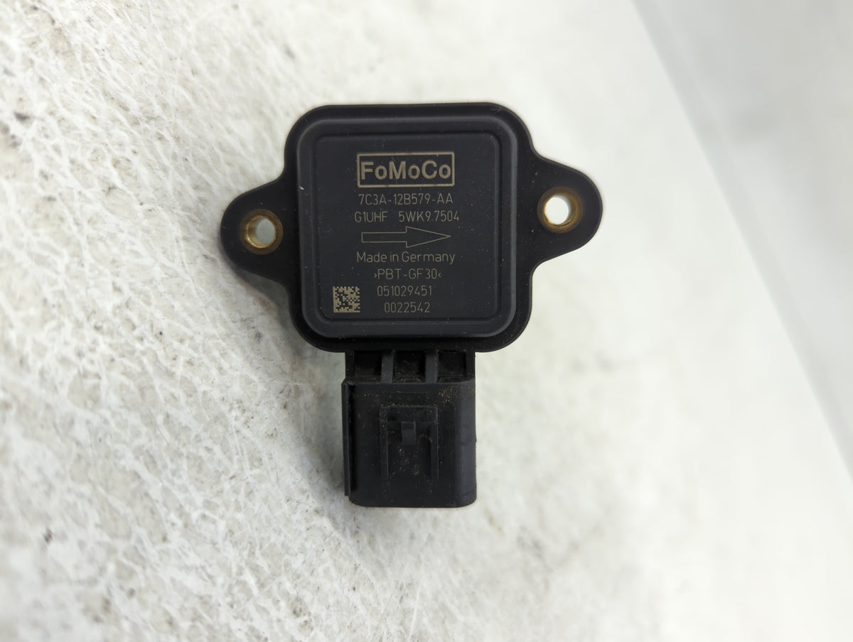 2008-2010 Ford F-350 Super Duty Mass Air Flow Meter Maf Sensor 607351 - Oemusedautoparts1.com
