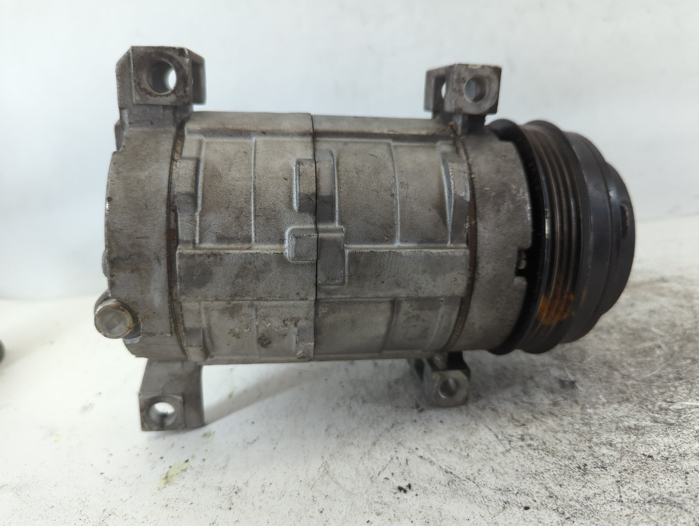 2010 Ford F-450 Super Duty Air Conditioning A/c Ac Compressor Oem - Oemusedautoparts1.com