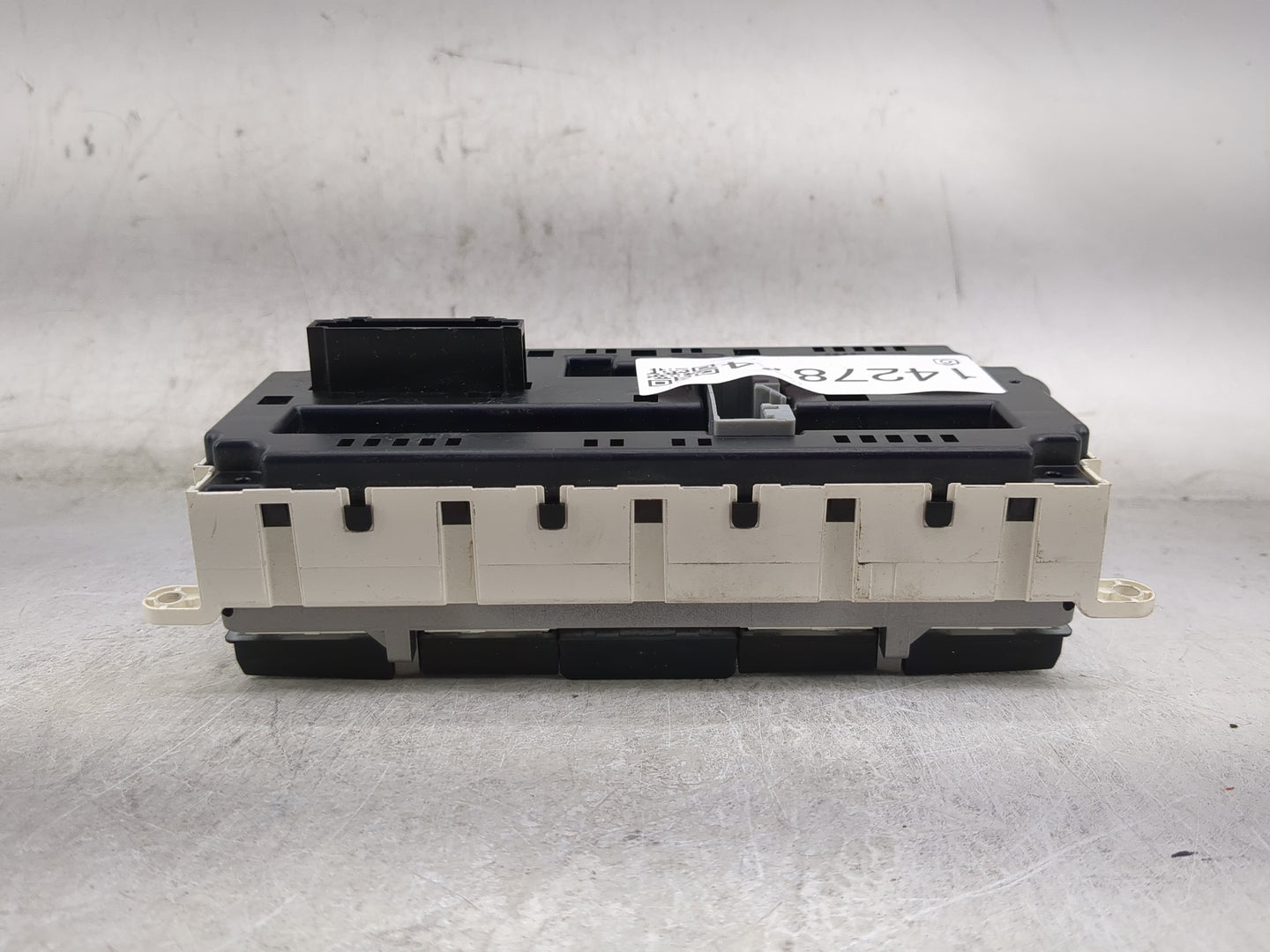 2010 Ford F150 Climate Control Module Temperature AC/Heater Replacement P/N:AL34-19980-BF Fits OEM Used Auto Parts - Oemused