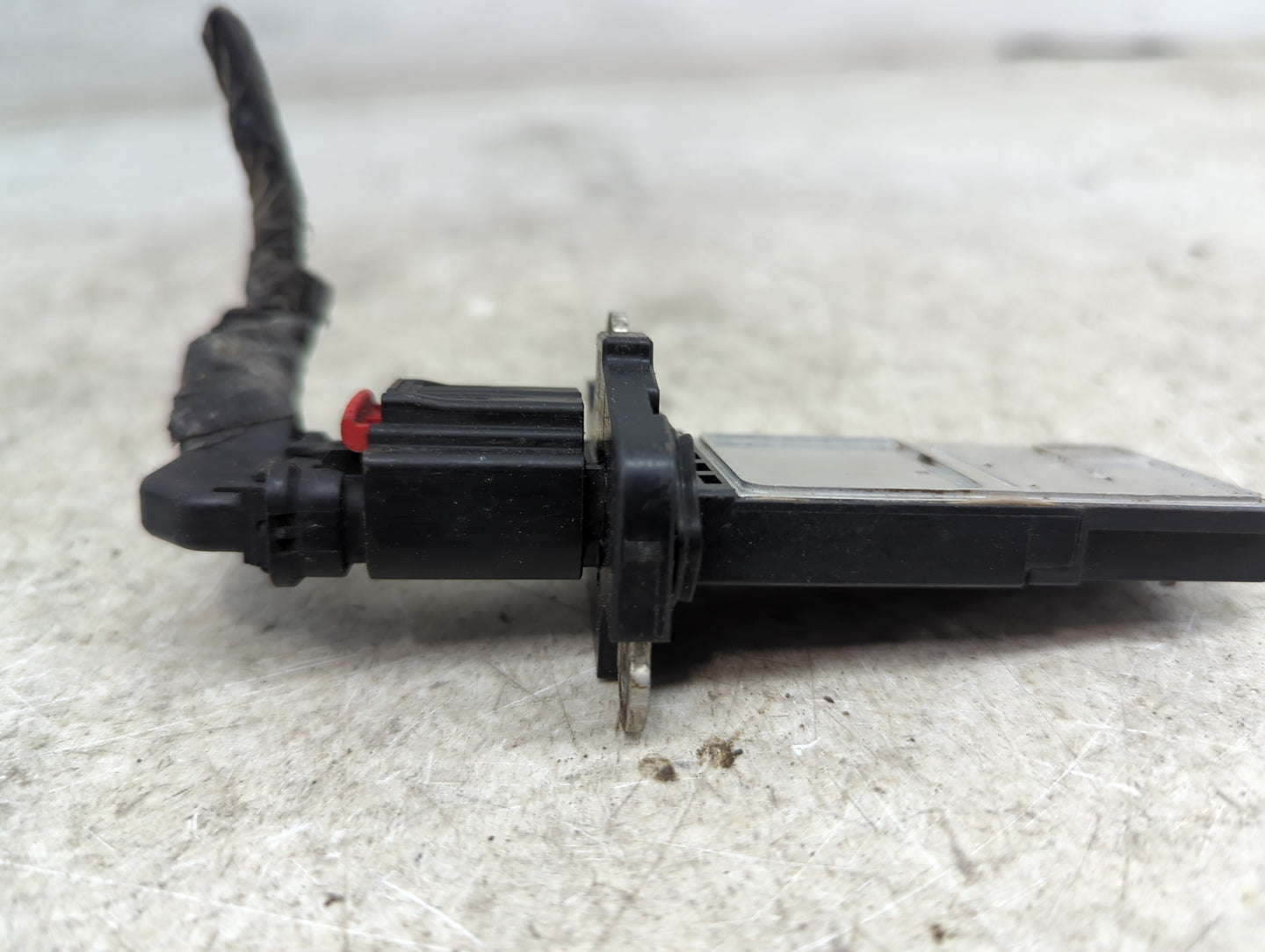 Ford F150 Mass Air Flow Meter Maf 1487587 - Oemusedautoparts1.com