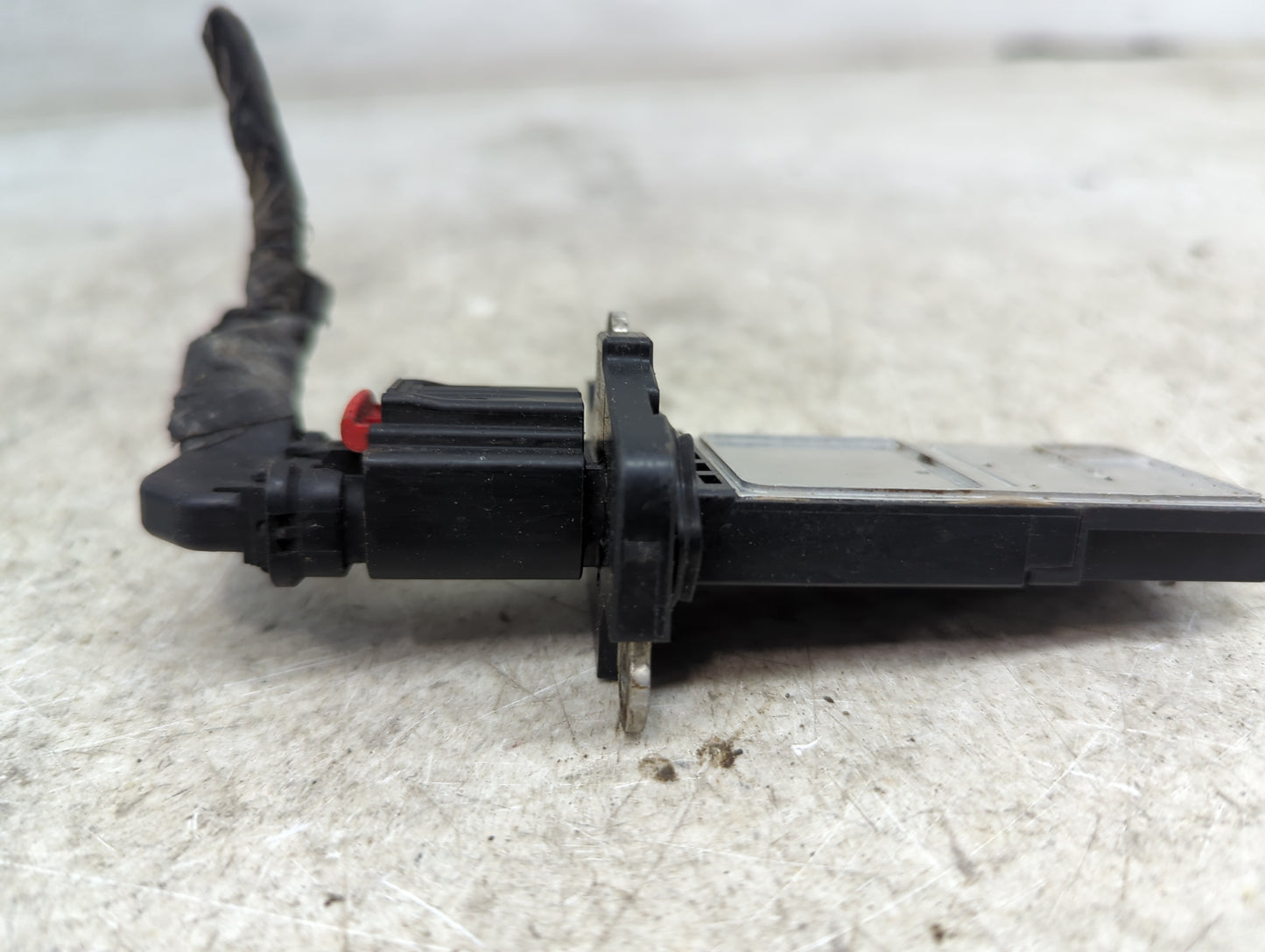 Ford F150 Mass Air Flow Meter Maf 1487587 - Oemusedautoparts1.com