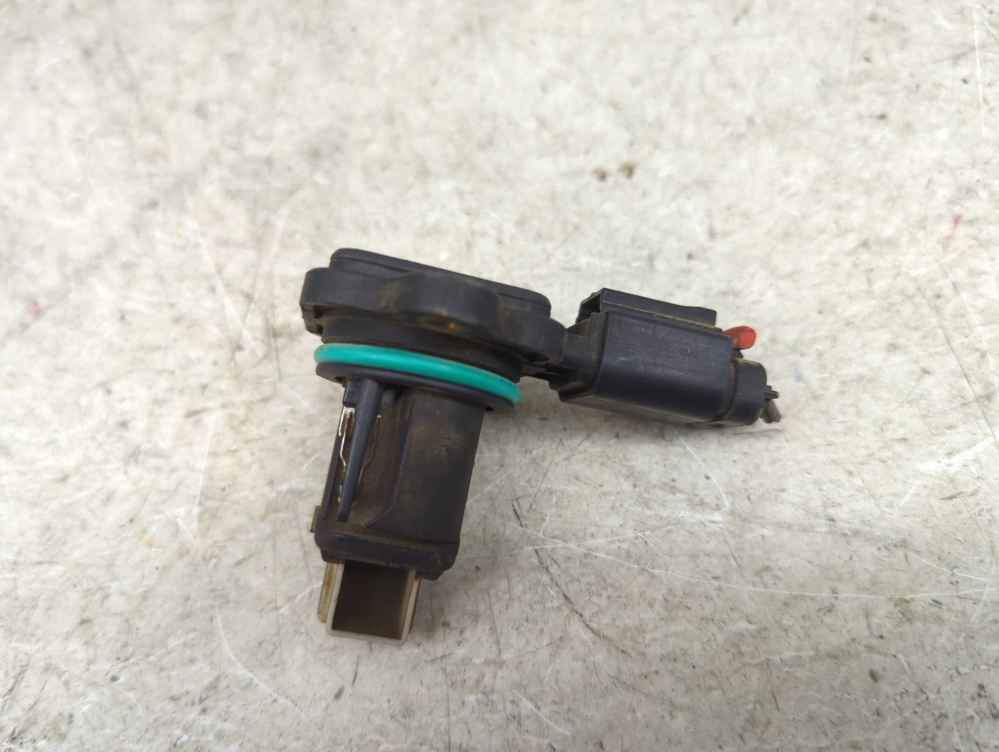 Ford F350sd Mass Air Flow Meter Maf 1489883 - Oemusedautoparts1.com