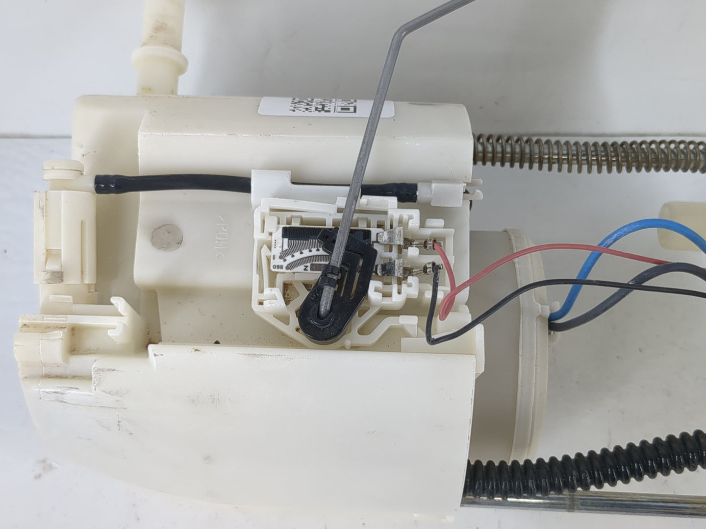 2010-2012 Ford Flex Electrical Gas Fuel Pump Assembly - Oemusedautoparts1.com