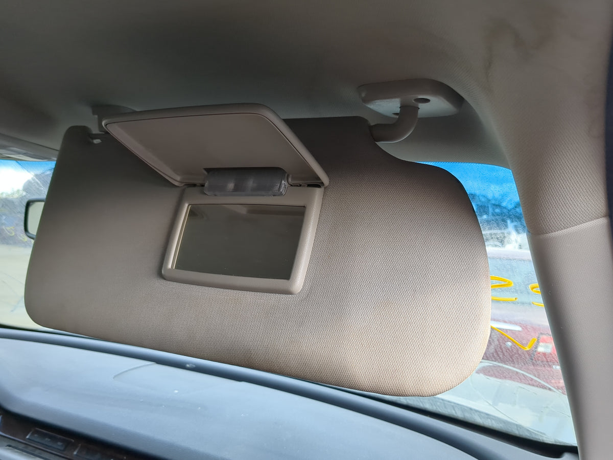 2009-2012 Ford Flex Sun Visor Shade Replacement Passenger Right Mirror Fits Fits 2009 2010 2011 2012 OEM Used Auto Parts - O