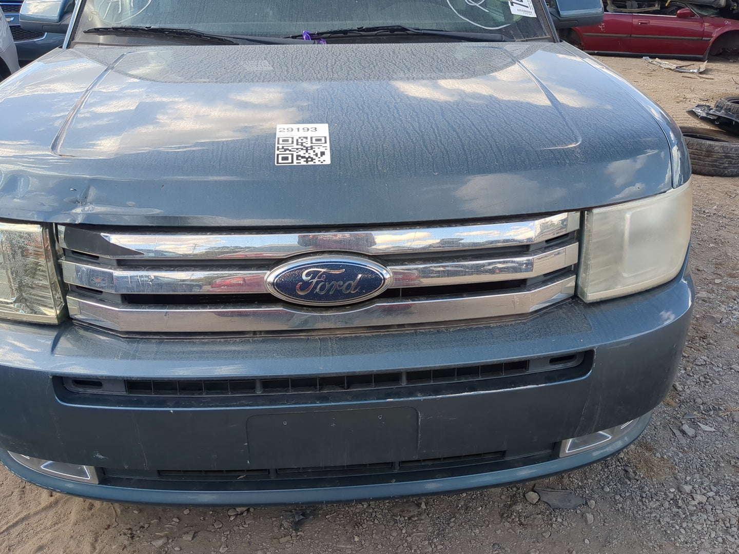 2009-2012 Ford Flex Front Grille Bumper Not Included - Oemusedautoparts1.com