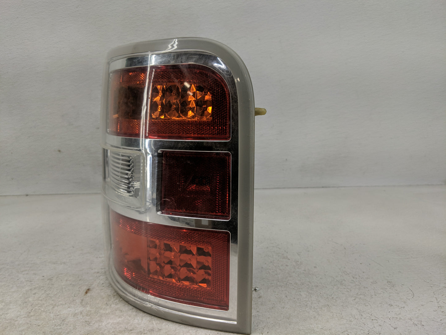 2009-2011 Ford Flex Tail Light Assembly Passenger Right OEM Fits Fits 2009 2010 2011 OEM Used Auto Parts - Oemusedautoparts1