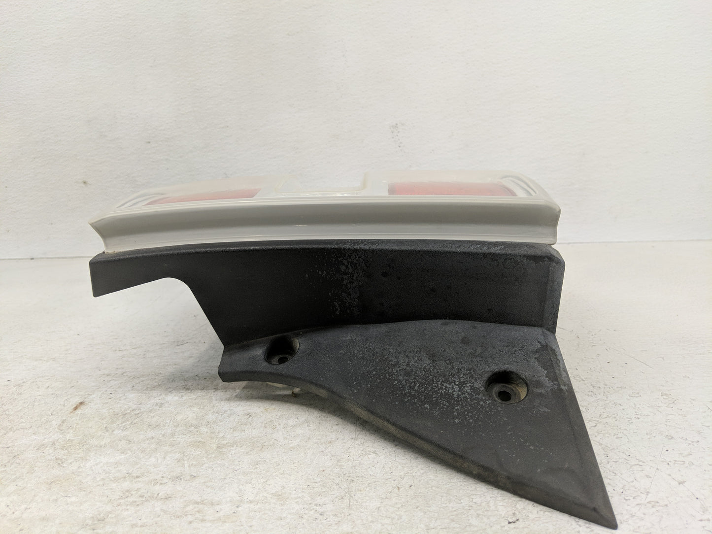 2009-2011 Ford Flex Tail Light Assembly Passenger Right OEM Fits Fits 2009 2010 2011 OEM Used Auto Parts - Oemusedautoparts1