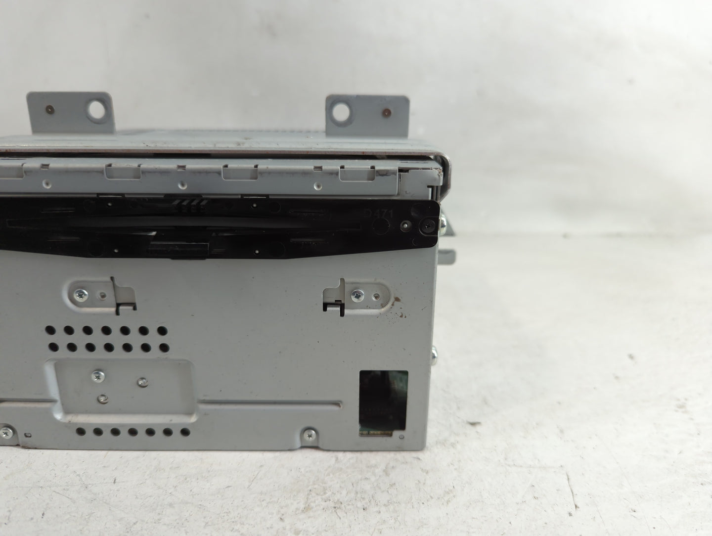 2010 Ford Flex Radio AM FM Cd Player Receiver Replacement P/N:8A8T-19C159-AK Fits OEM Used Auto Parts - Oemusedautoparts1.co