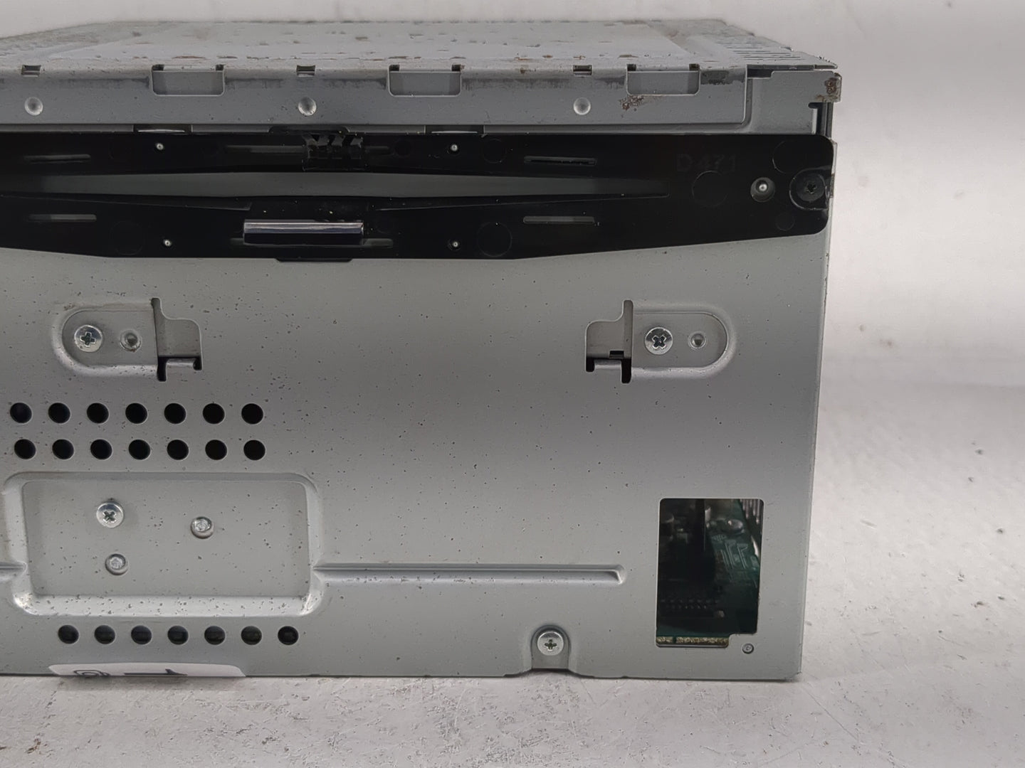 2010 Ford Flex Radio AM FM Cd Player Receiver Replacement P/N:8A8T-19C159-AK Fits OEM Used Auto Parts - Oemusedautoparts1.co