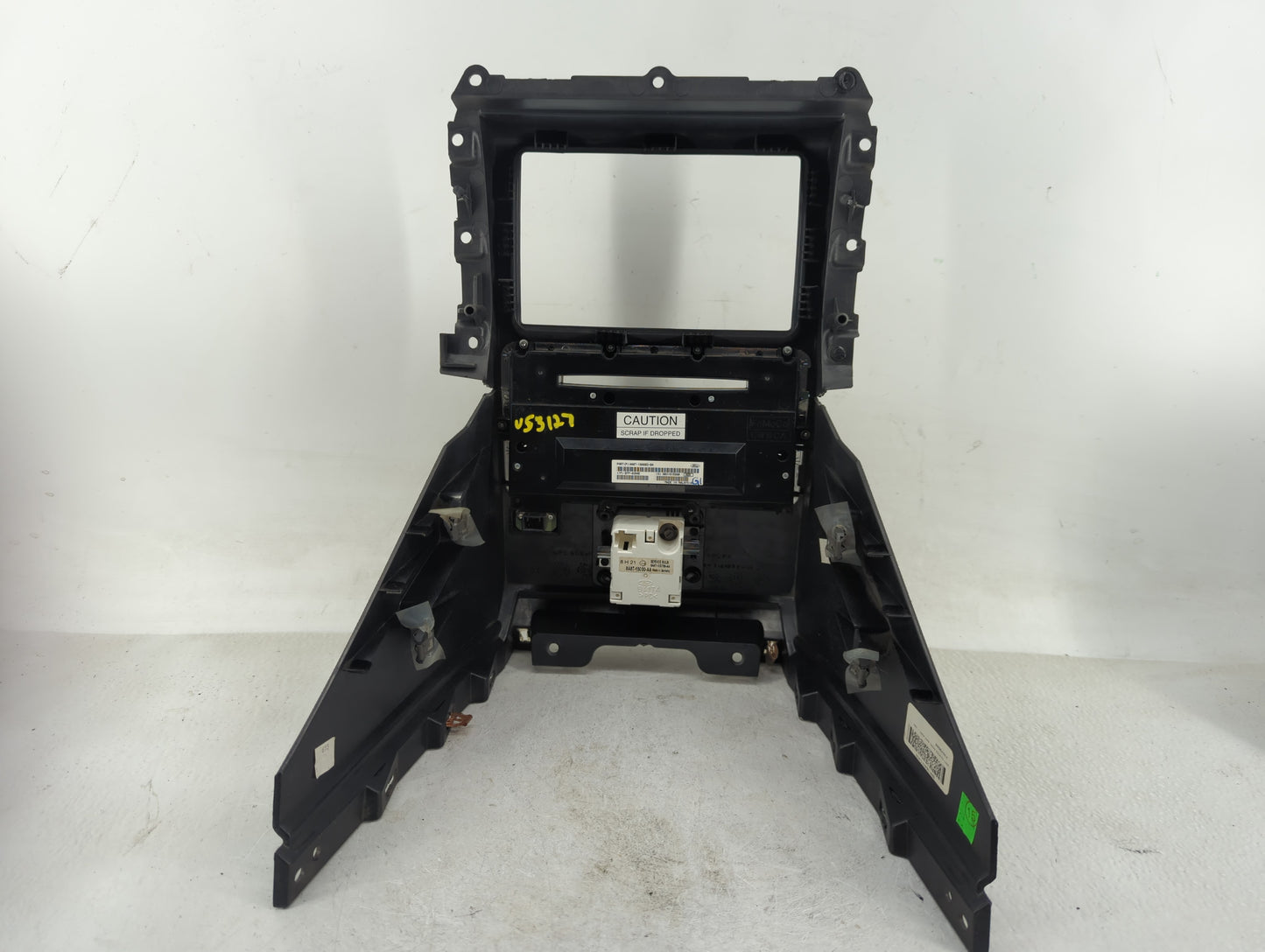 2010-2012 Ford Flex Radio Control Panel 1392016 - Oemusedautoparts1.com