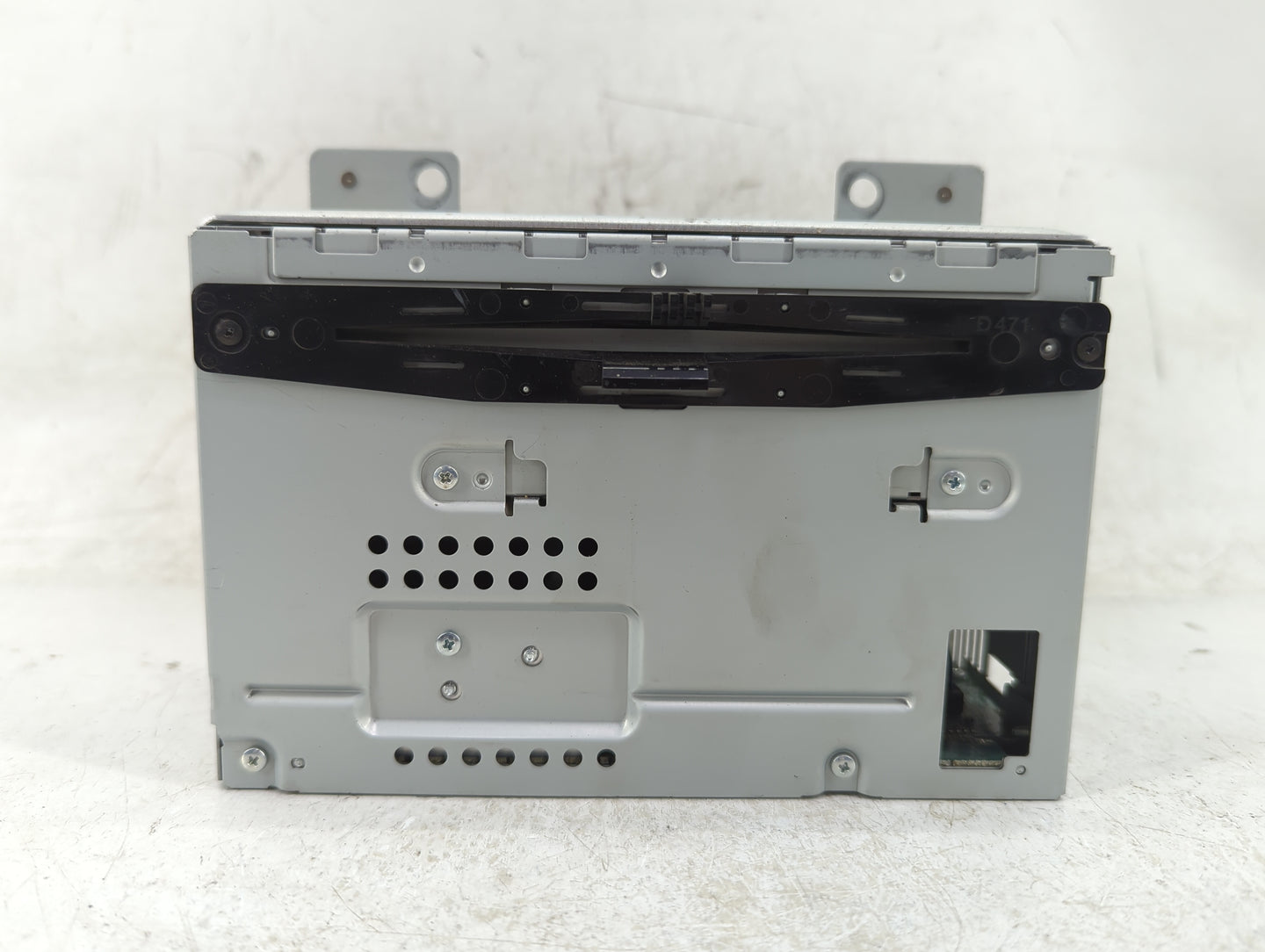 2010 Ford Flex Radio AM FM Cd Player Receiver Replacement P/N:8A8T-19C159-AK Fits OEM Used Auto Parts - Oemusedautoparts1.co