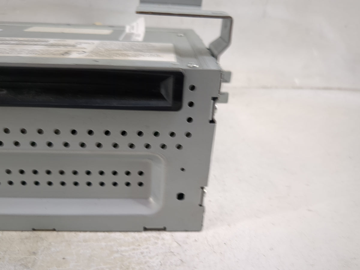 2010 Ford Flex Radio AM FM Cd Player Receiver Replacement P/N:NAU-4204 Fits OEM Used Auto Parts - Oemusedautoparts1.com