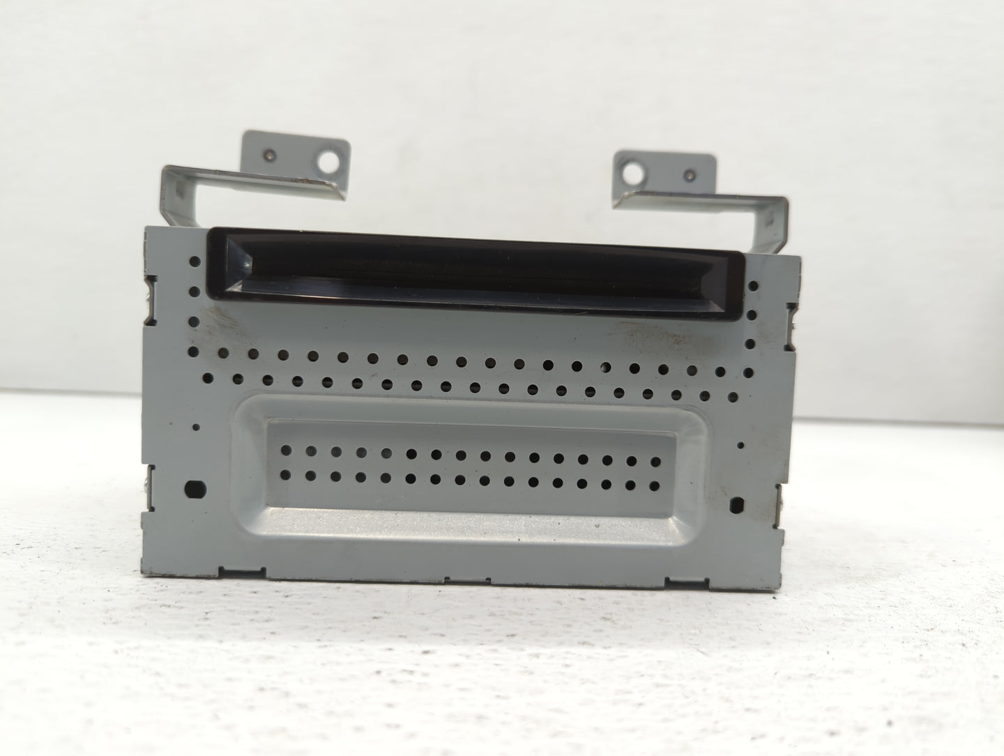 2010 Ford Flex Radio AM FM Cd Player Receiver Replacement P/N:AA8T-19C156-AC NAU-4204 Fits OEM Used Auto Parts - Oemusedauto