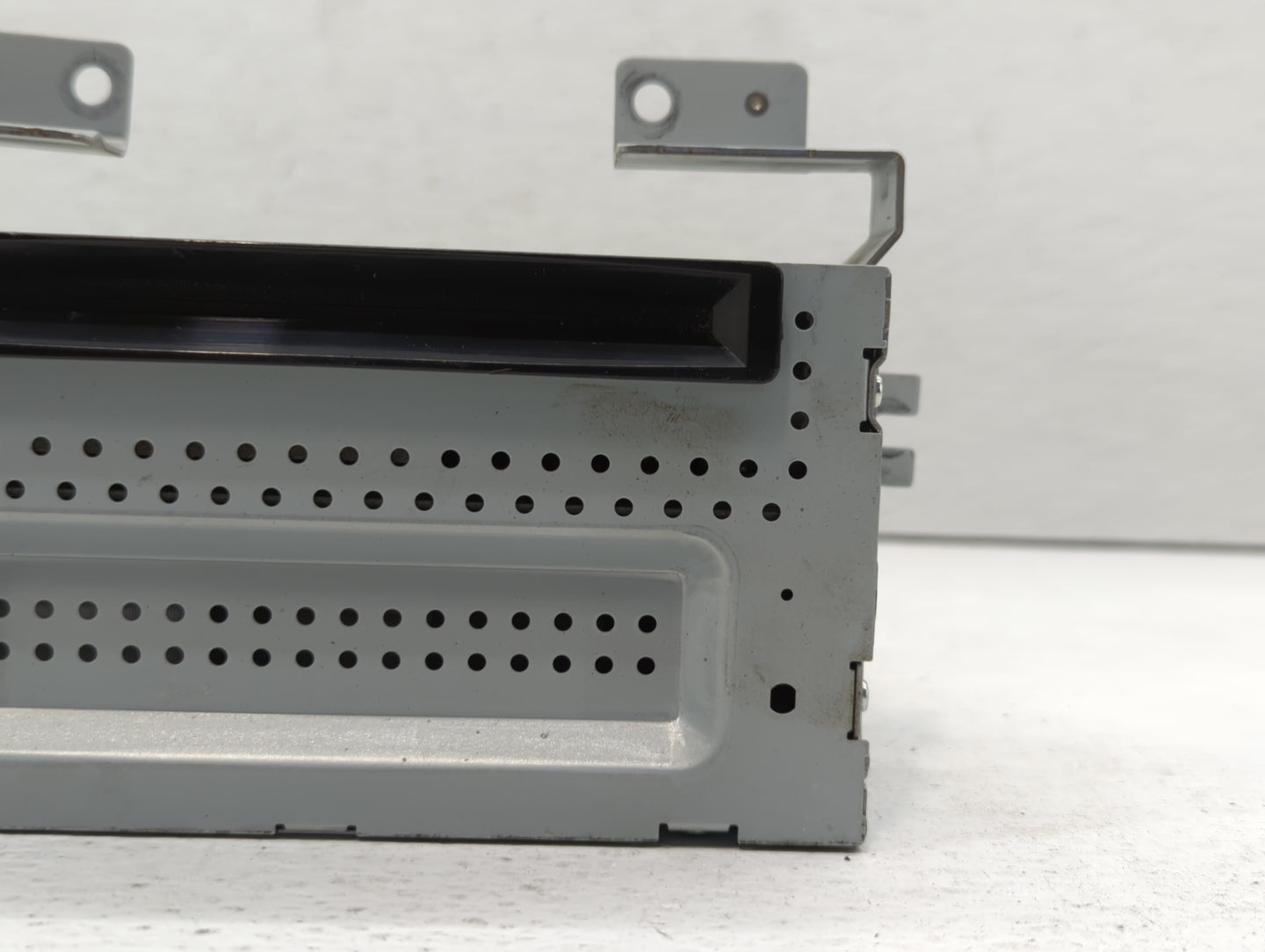 2010 Ford Flex Radio AM FM Cd Player Receiver Replacement P/N:AA8T-19C156-AC NAU-4204 Fits OEM Used Auto Parts - Oemusedauto