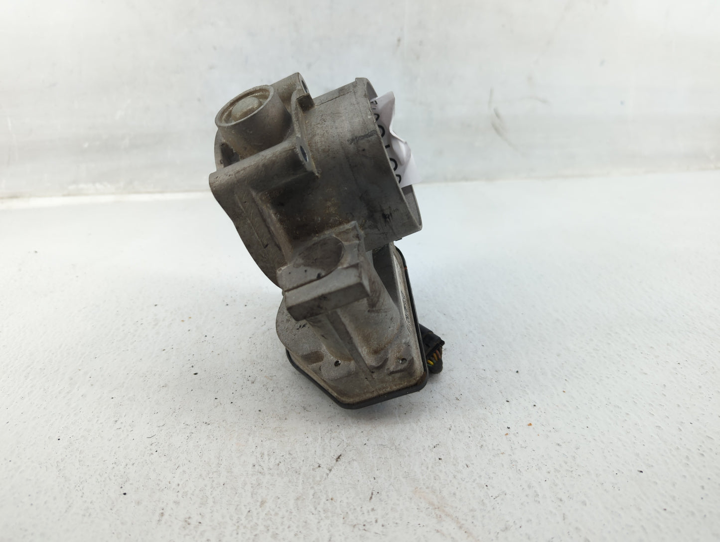 2009-2012 Ford Flex Throttle Body P/N:7T4E-9F991-FB Fits Fits 2007 2008 2009 2010 2011 2012 2013 2014 OEM Used Auto Parts - 