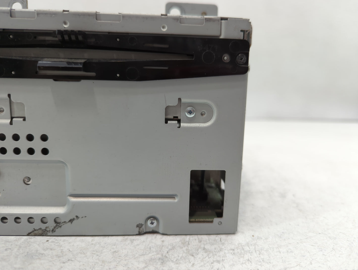2010-2010 Ford Flex Am Fm Cd Player Radio Receiver - Oemusedautoparts1.com