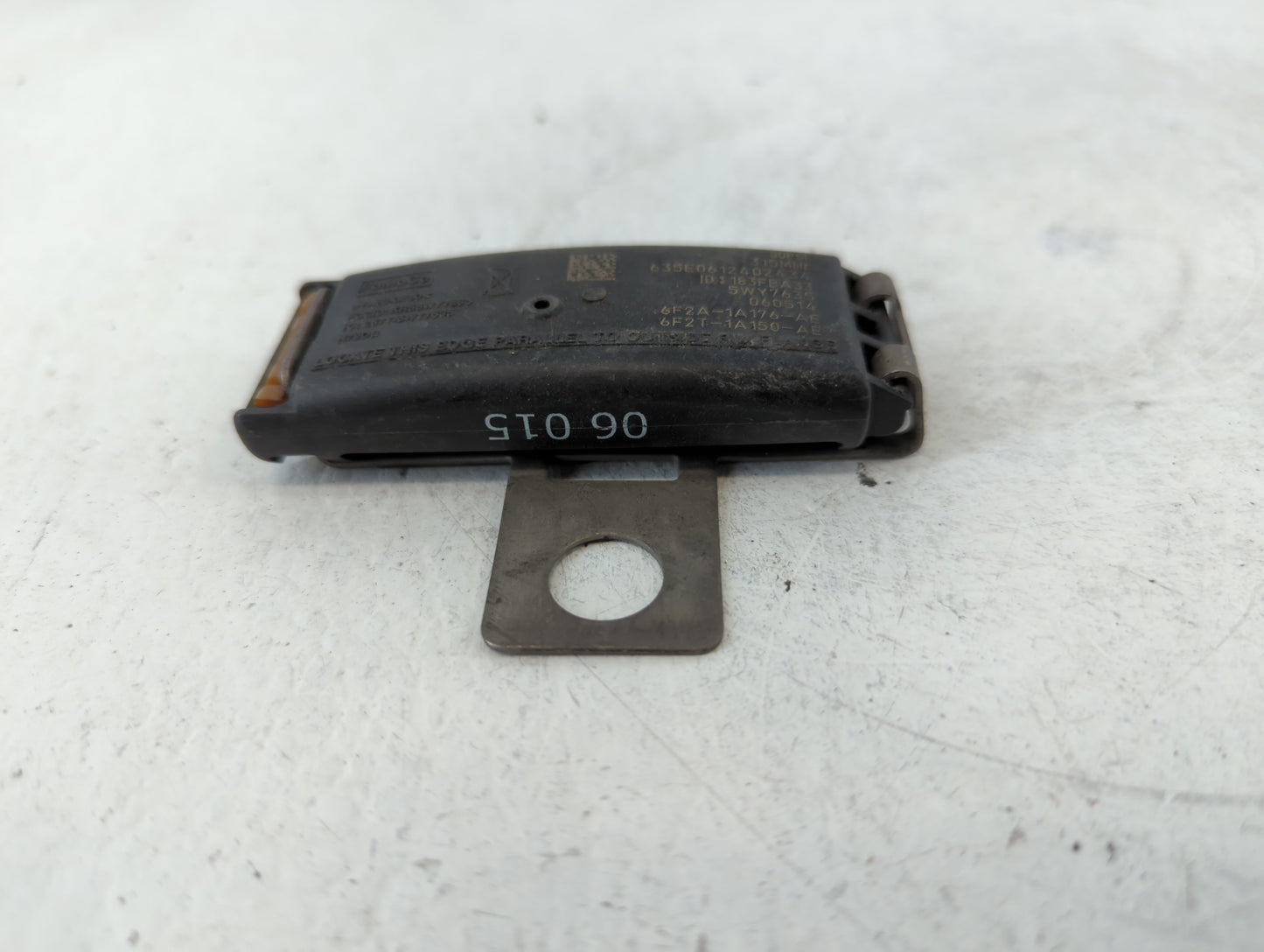 2010 Ford Flex Tire Pressure Monitoring System Sensor Tpms - Oemusedautoparts1.com