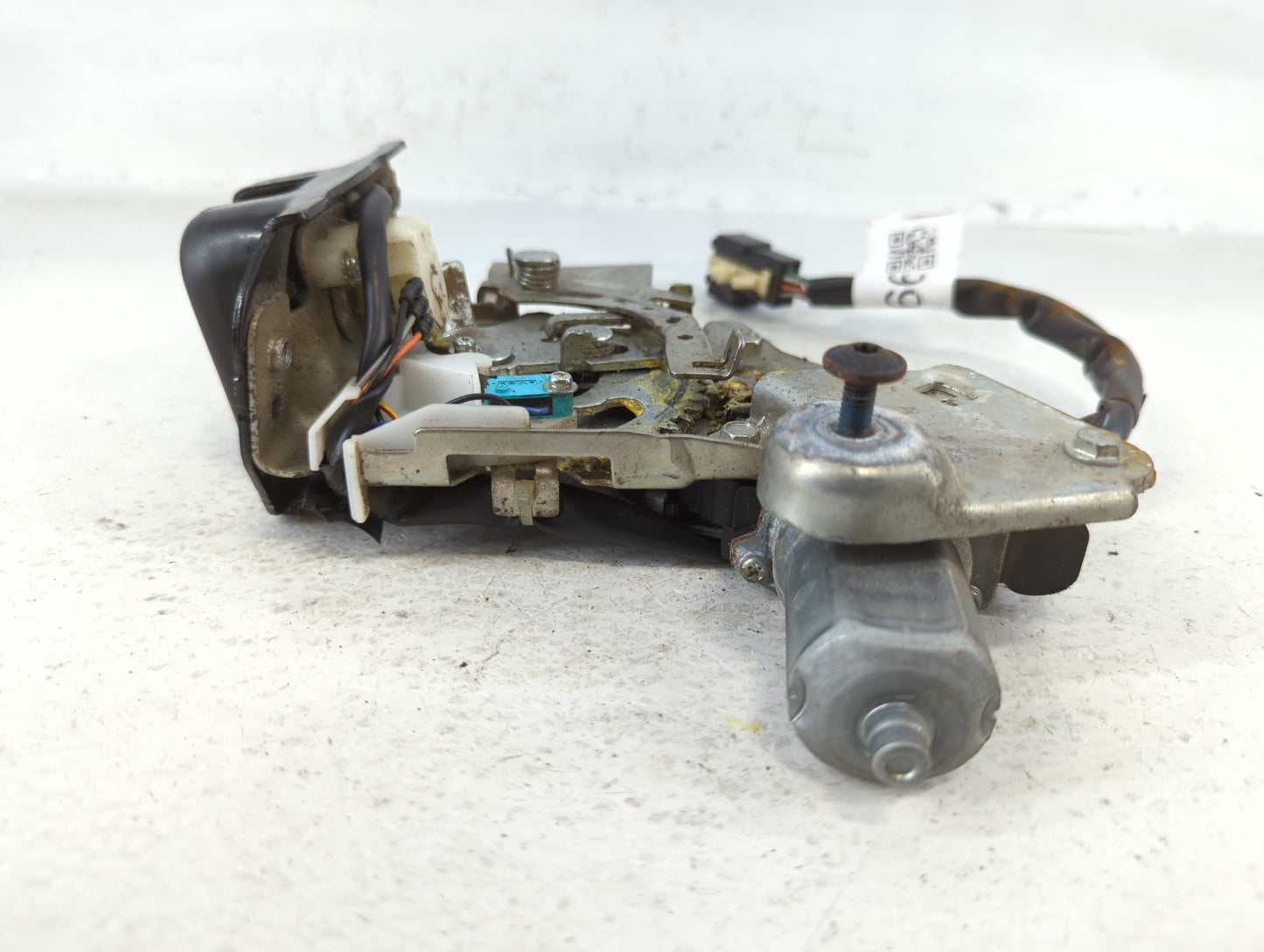2010 Ford Flex Trunk Lid-hinge Passenger Right Side 681266 - Oemusedautoparts1.com