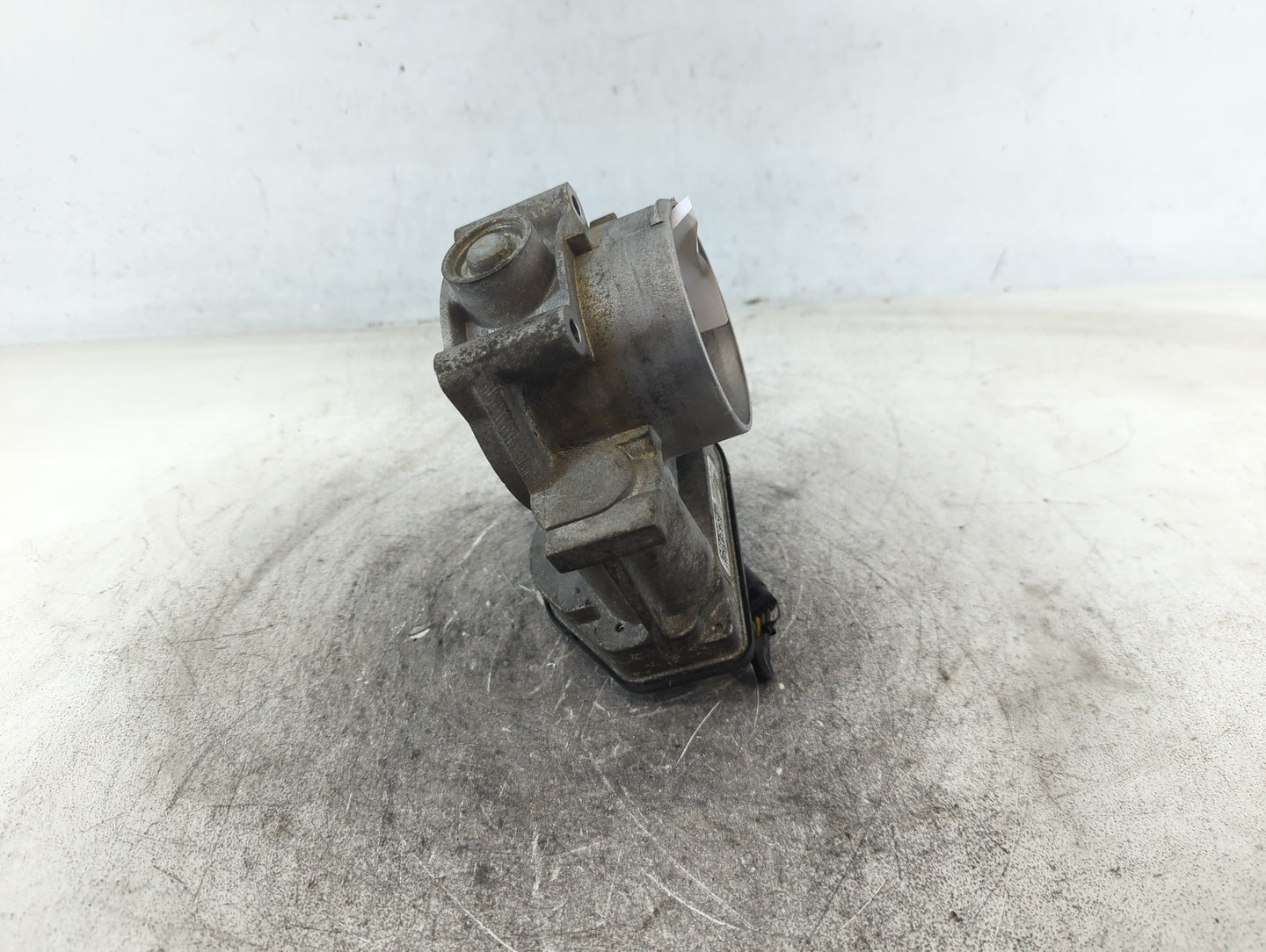 2009-2012 Ford Flex Throttle Body P/N:7T4E-9F991-FB Fits Fits 2007 2008 2009 2010 2011 2012 2013 2014 OEM Used Auto Parts - 