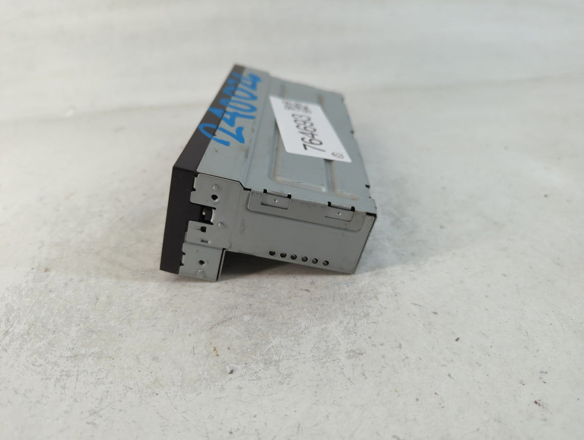 2009-2010 Ford Flex Am Fm Cd Player Radio Receiver 764693 - Oemusedautoparts1.com