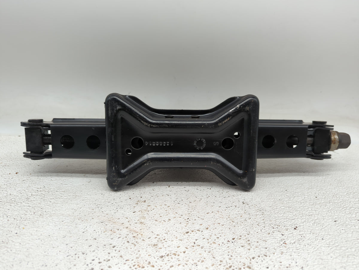 Ford Flex Spare Scissor Car Jack 853027 - Oemusedautoparts1.com