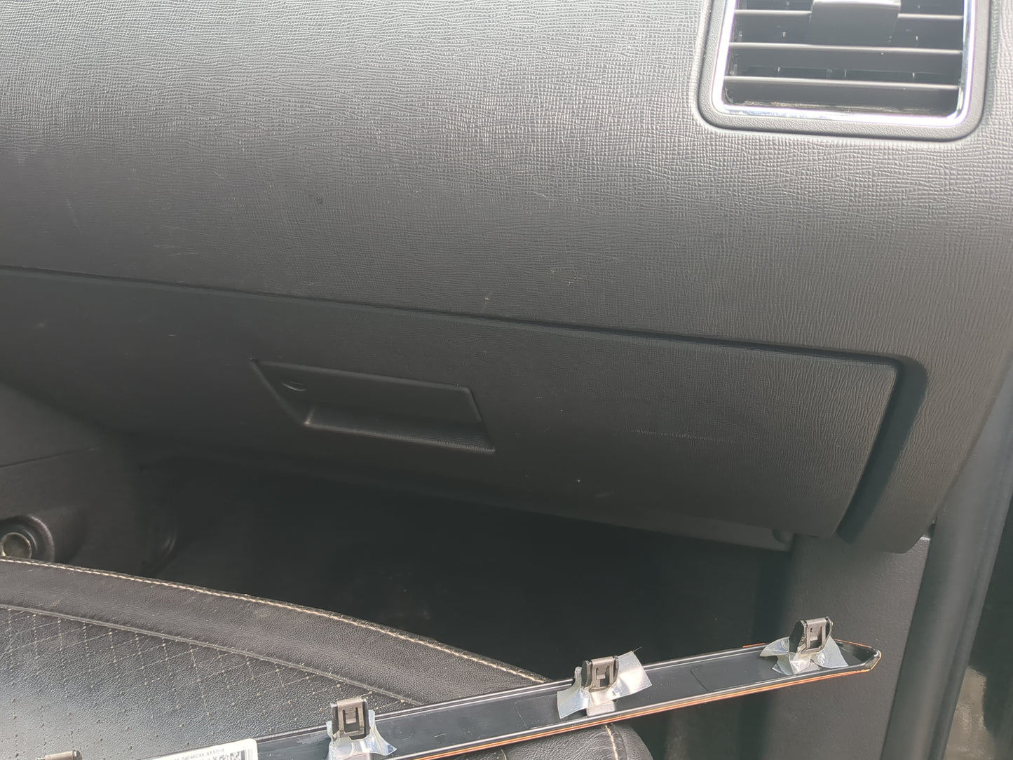 2010 Ford Flex Passenger Glove Box Door Storage Compartment - Oemusedautoparts1.com