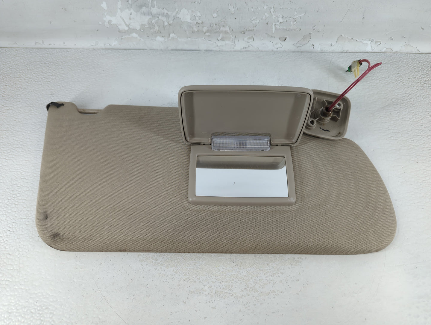 2009-2012 Ford Flex Sun Visor Shade Replacement Passenger Right Mirror Fits Fits 2009 2010 2011 2012 OEM Used Auto Parts - O