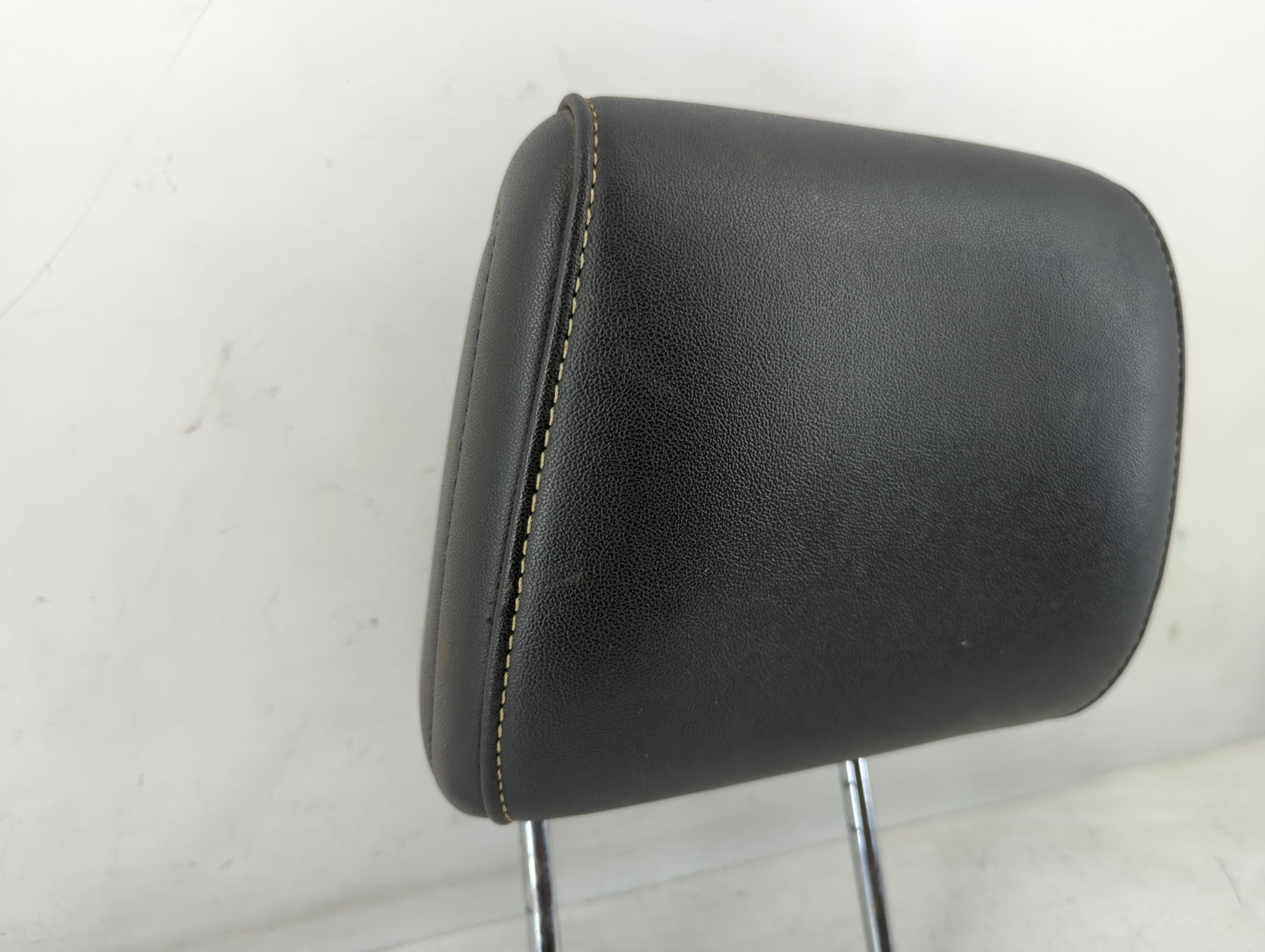 2009-2012 Ford Flex Headrest Head Rest Front Driver Passenger Seat Fits Fits 2009 2010 2011 2012 OEM Used Auto Parts - Oemus
