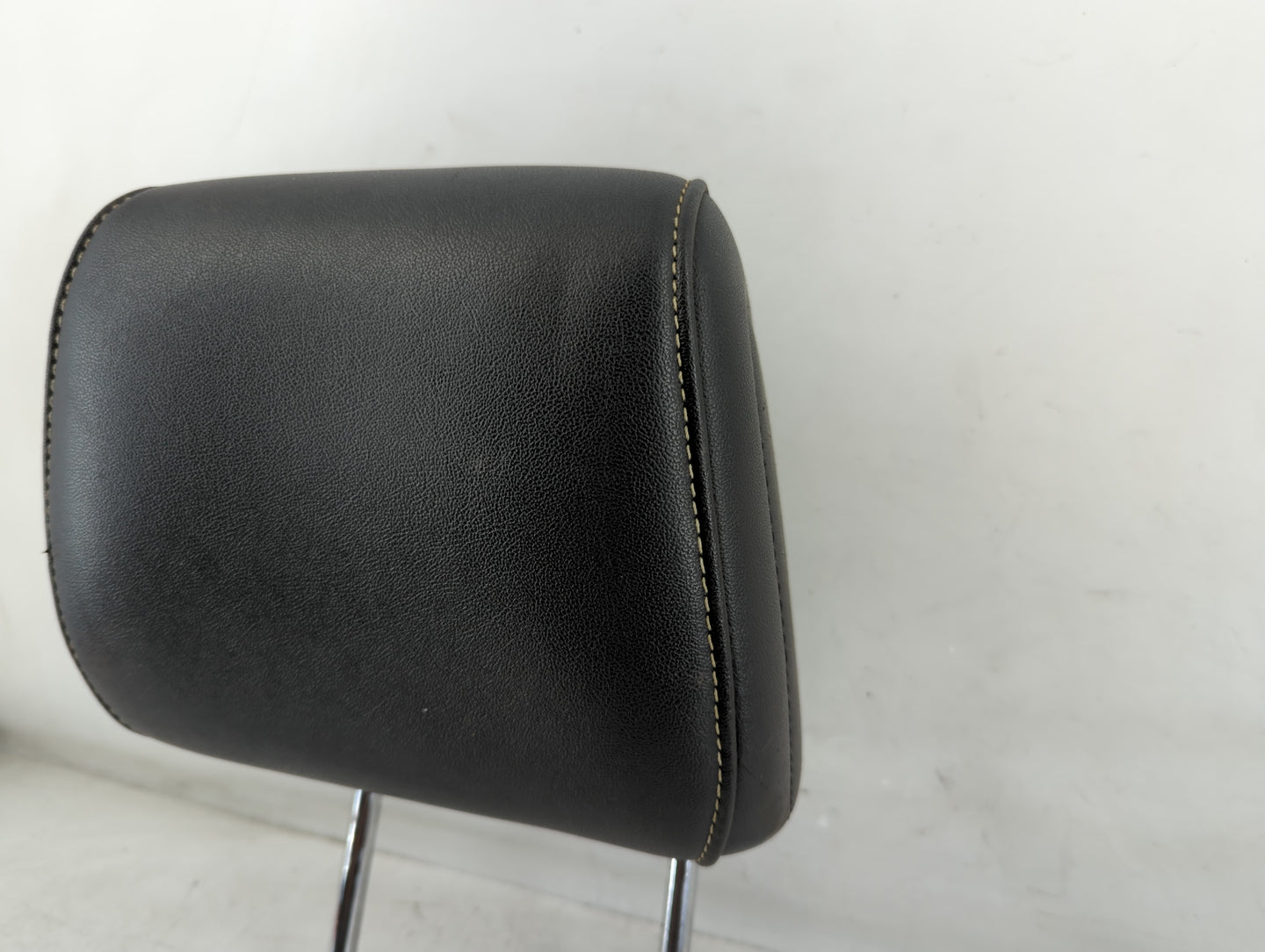 2009-2012 Ford Flex Headrest Head Rest Front Driver Passenger Seat Fits Fits 2009 2010 2011 2012 OEM Used Auto Parts - Oemus