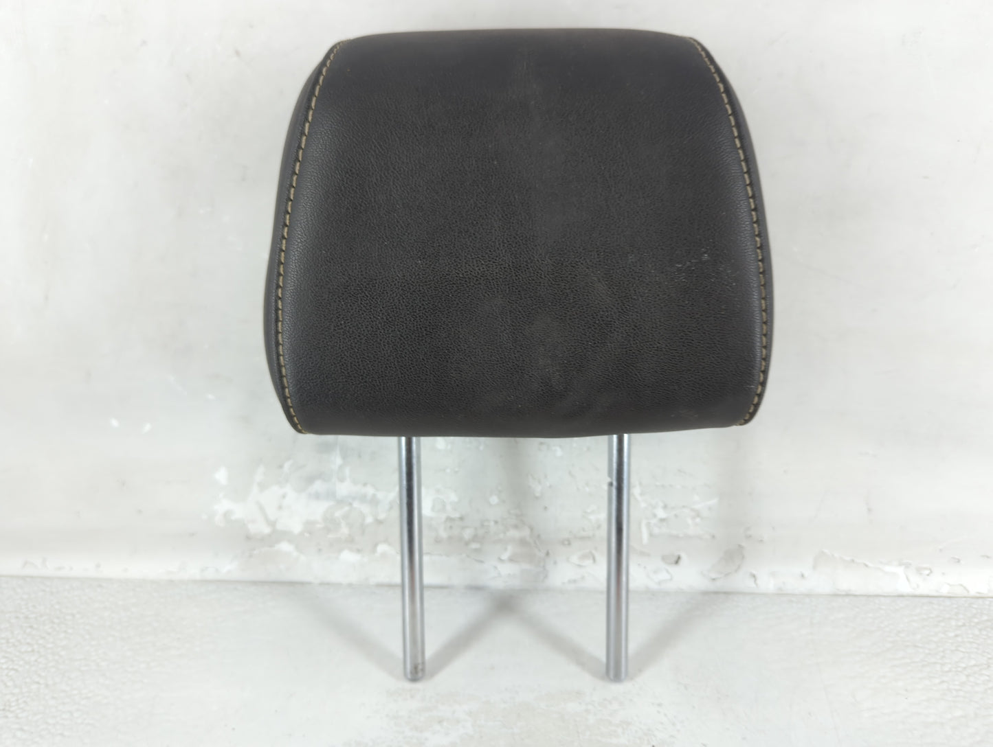 2009-2012 Ford Flex Headrest Head Rest Rear Seat Fits Fits 2009 2010 2011 2012 OEM Used Auto Parts - Oemusedautoparts1.com