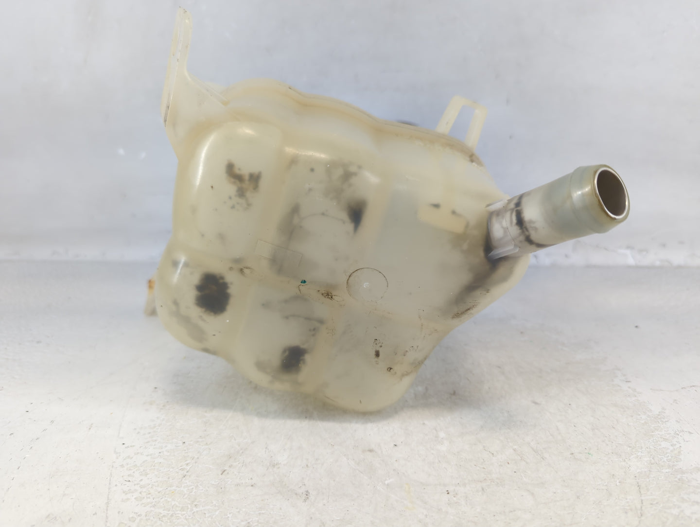 2009-2019 Ford Flex Radiator Coolant Overflow Expansion Tank Bottle - Oemusedautoparts1.com