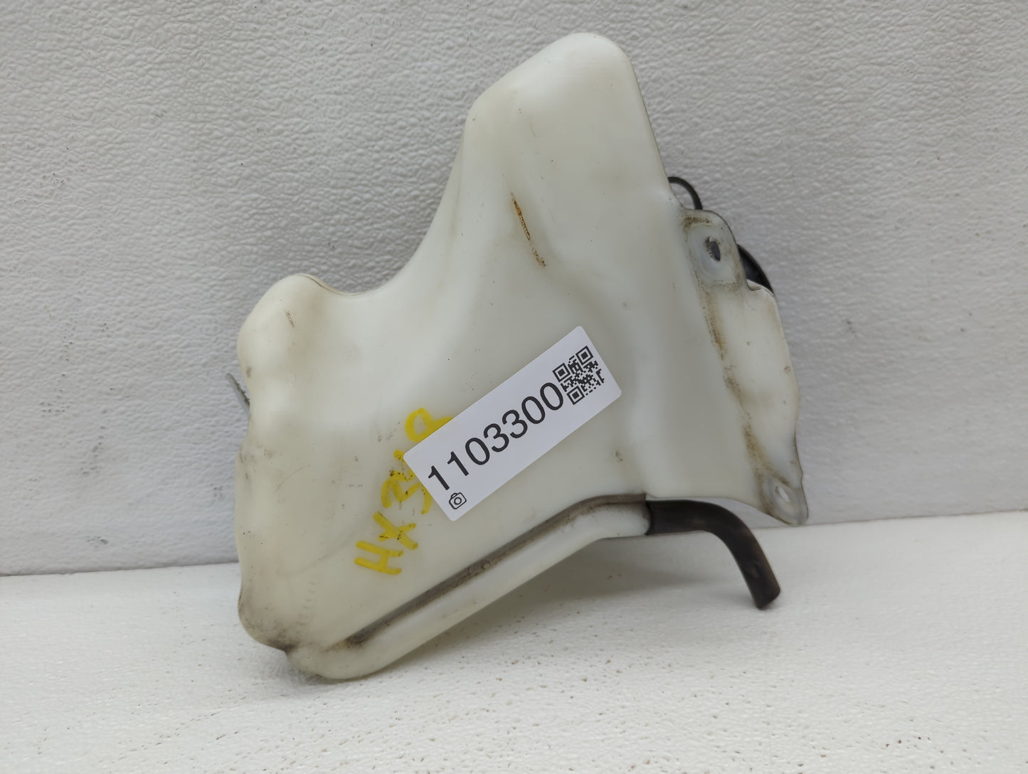 2008-2011 Ford Focus Radiator Coolant Overflow Expansion Tank Bottle 1103300 - Oemusedautoparts1.com