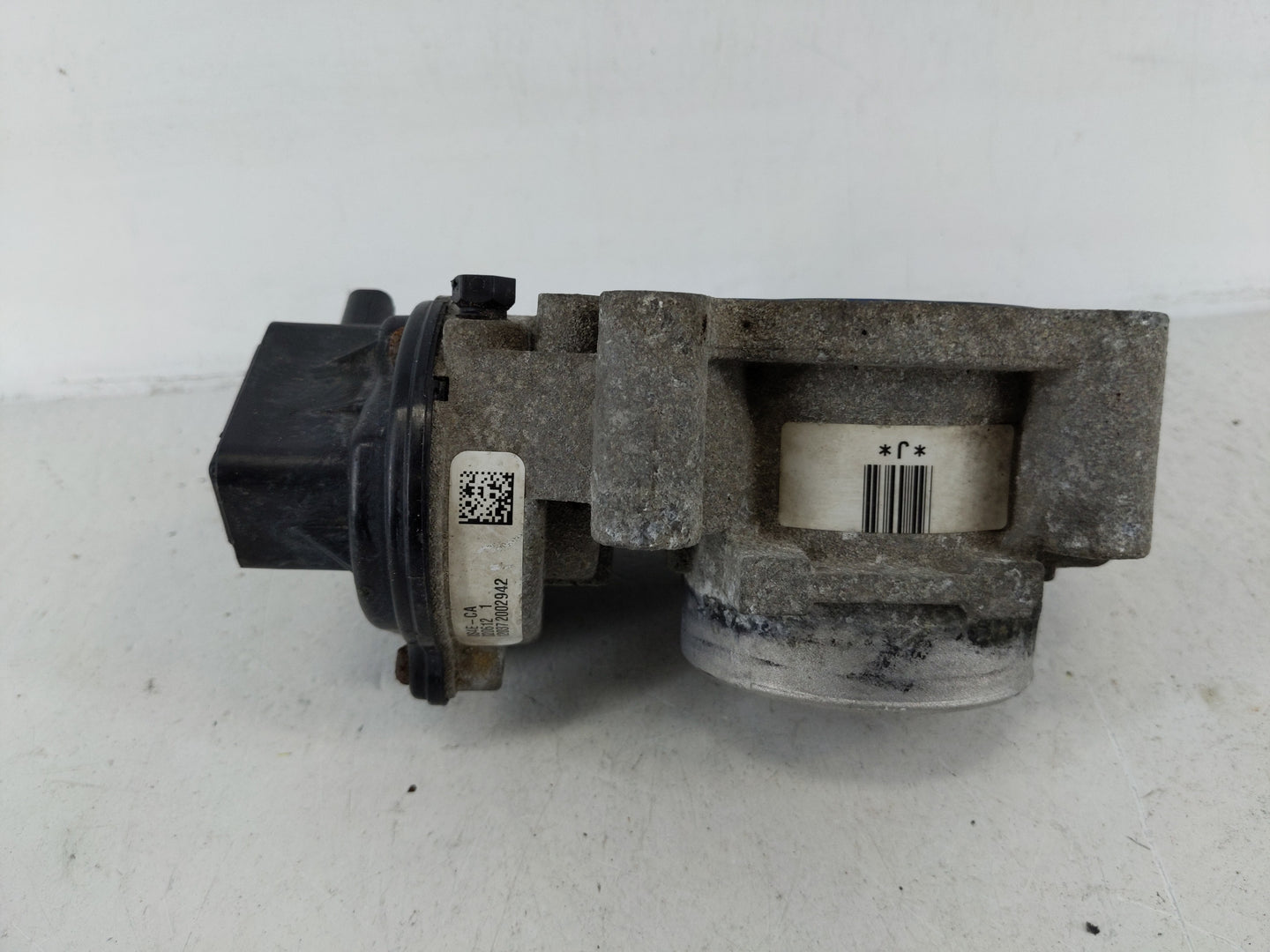 2008-2011 Ford Focus Throttle Body P/N:8S4E-CA Fits Fits 2008 2009 2010 2011 2012 2013 OEM Used Auto Parts - Oemusedautopart