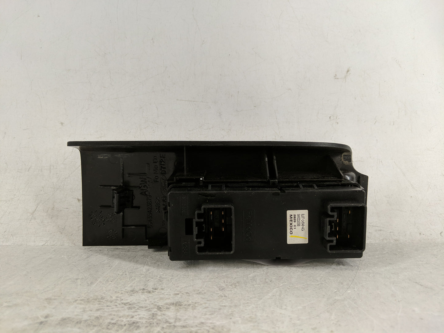 2008-2011 Ford Focus Master Power Window Switch Replacement Driver Side Left P/N:8L8T-14540-ACW Fits Fits 2008 2009 2010 201