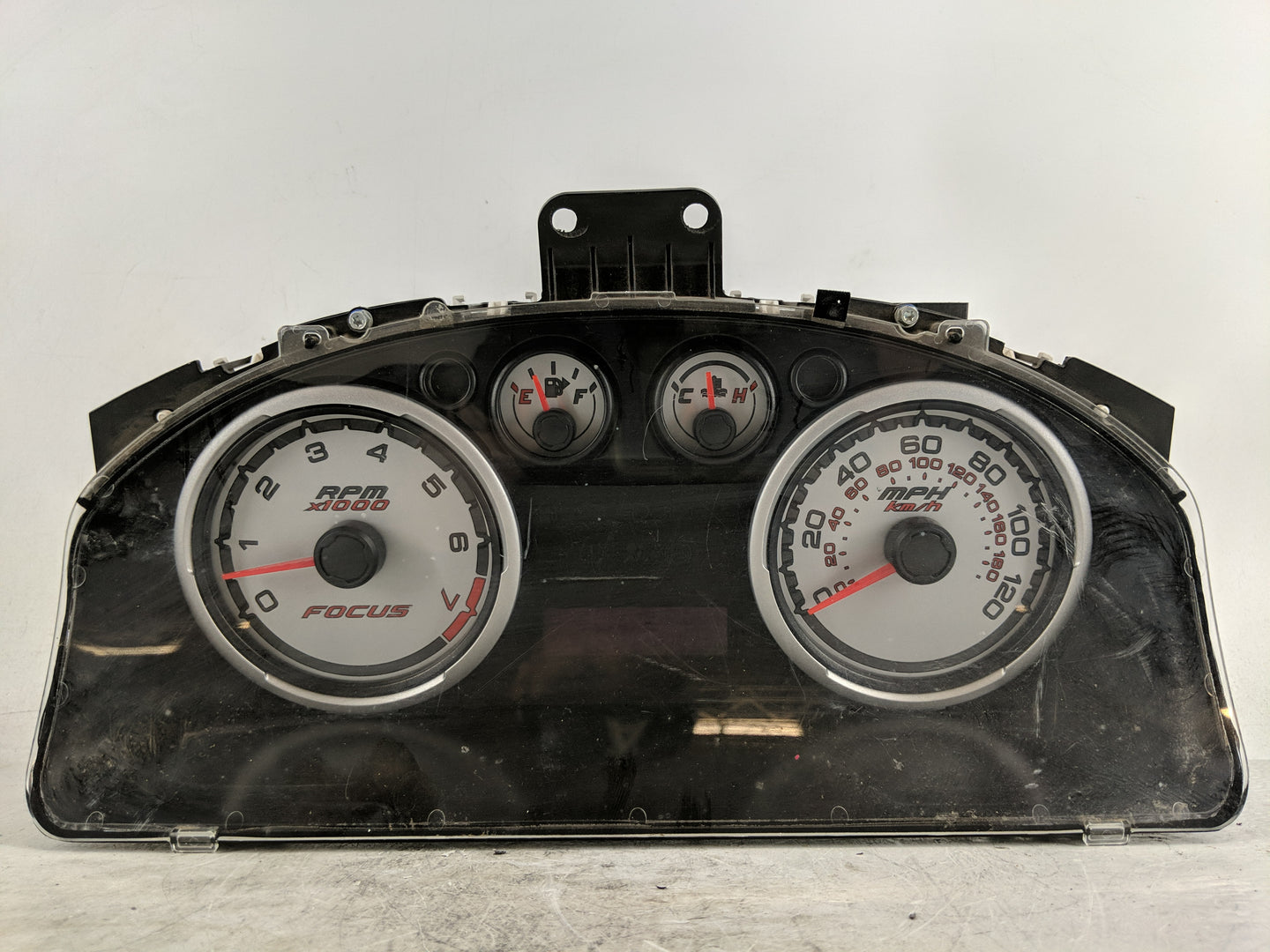 2010-2011 Ford Focus Instrument Cluster Speedometer Gauges Fits Fits 2010 2011 OEM Used Auto Parts - Oemusedautoparts1.com