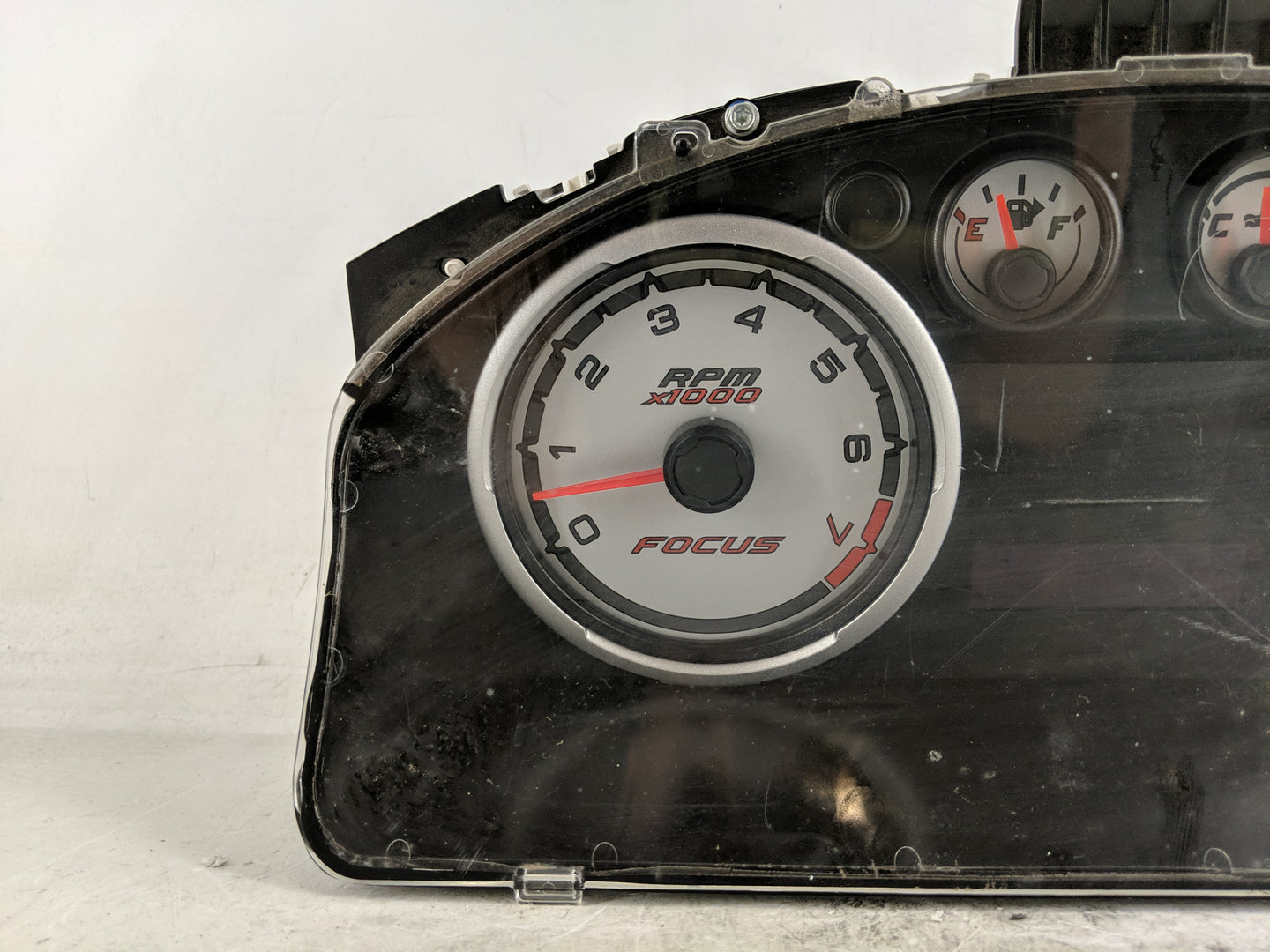 2010-2011 Ford Focus Instrument Cluster Speedometer Gauges Fits Fits 2010 2011 OEM Used Auto Parts - Oemusedautoparts1.com