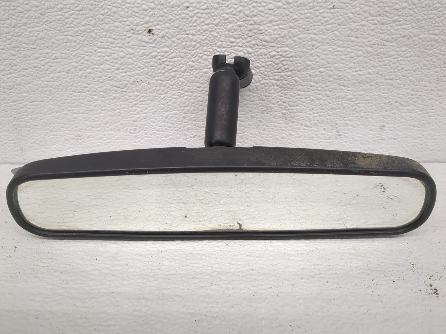 2010-2018 Ford Focus Interior Rear View Mirror Replacement OEM P/N:E8011681 Fits OEM Used Auto Parts - Oemusedautoparts1.com