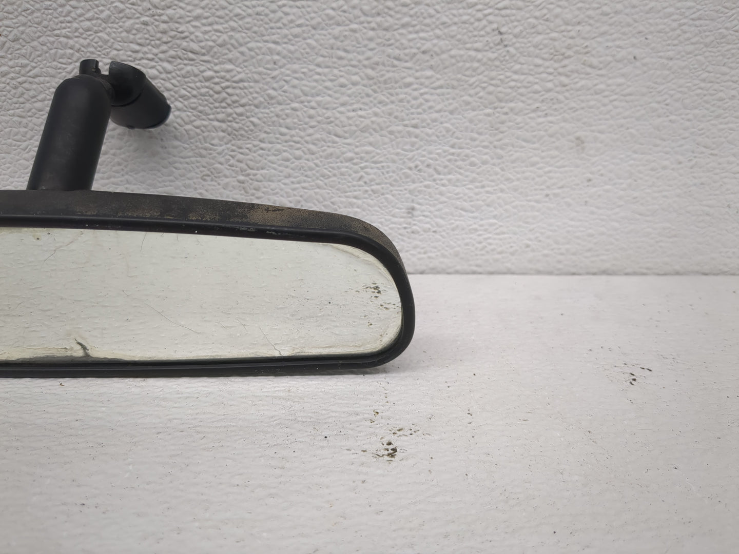 2010-2018 Ford Focus Interior Rear View Mirror Replacement OEM P/N:E8011681 Fits OEM Used Auto Parts - Oemusedautoparts1.com